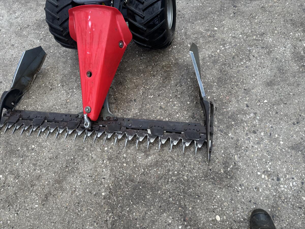 Motormäher Aebi CC26 2