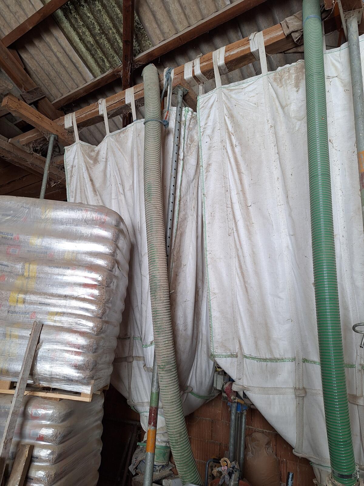 Verkaufe Polyester Getreidesilo 3