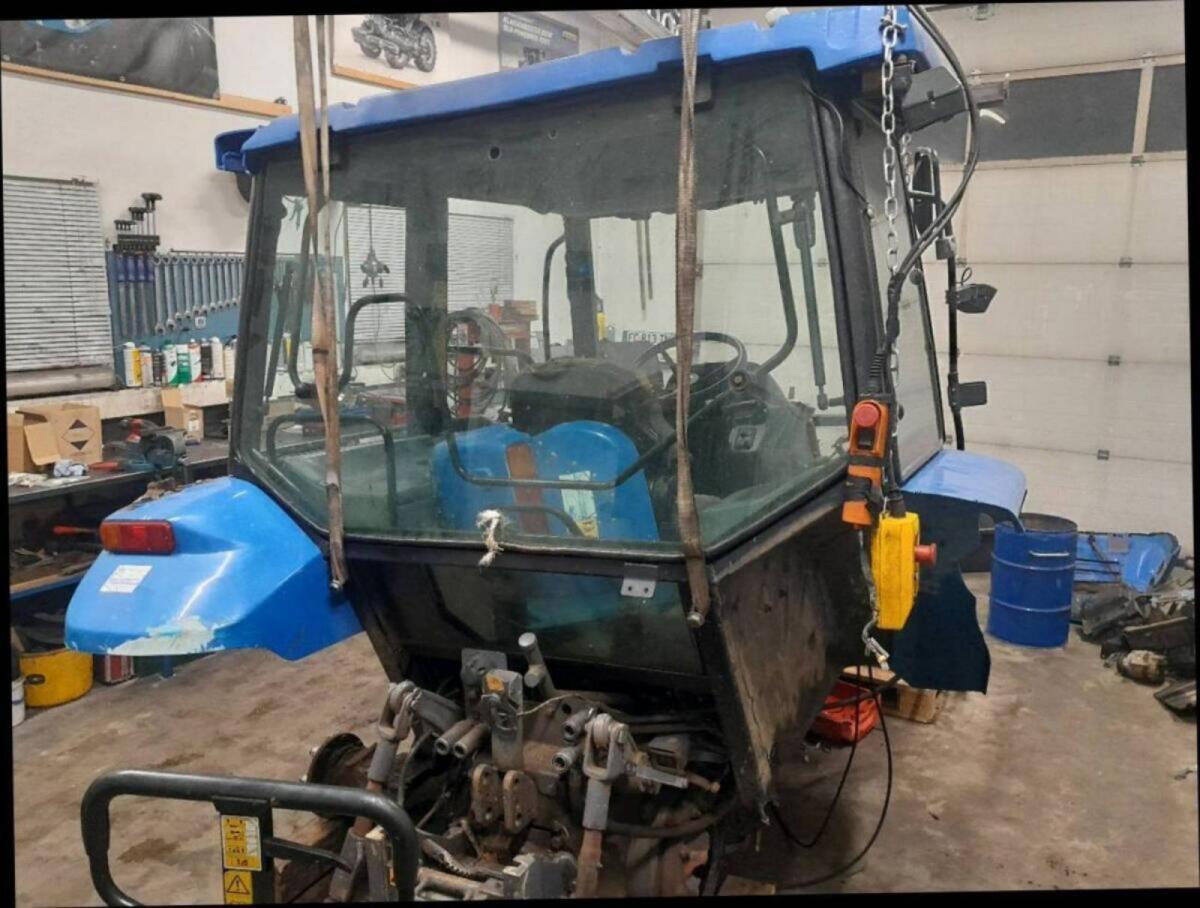 Kabine zu New Holland TL 3
