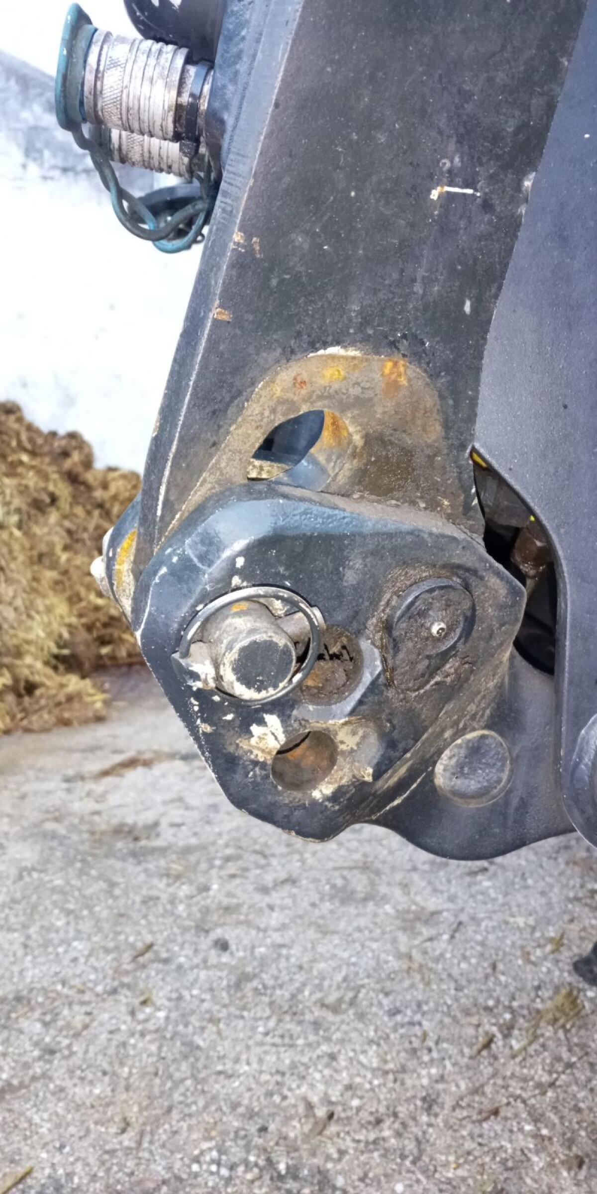 Suche Sauter Fronthydraulikarme 3