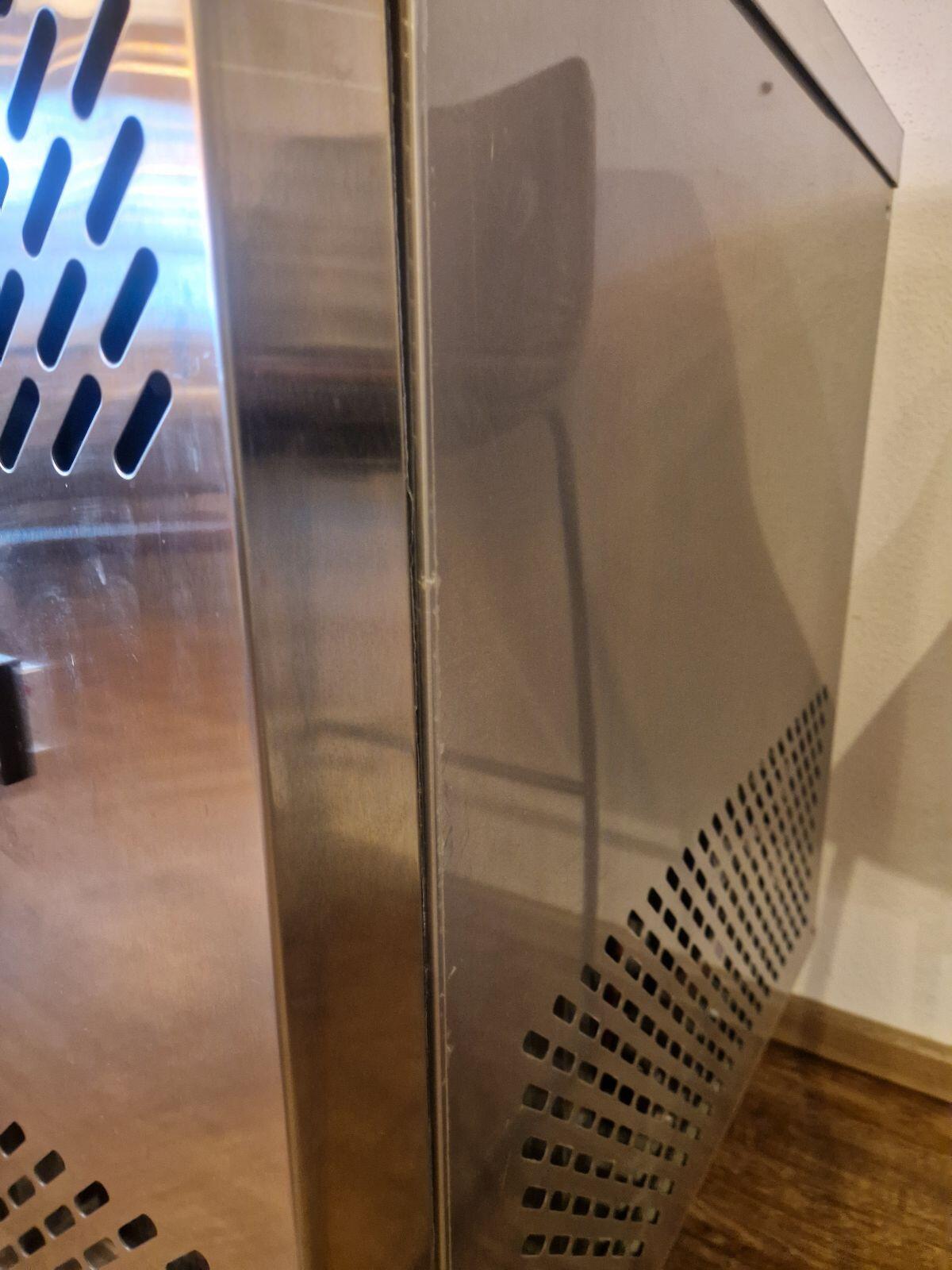 Kühlpult neuwertig 2