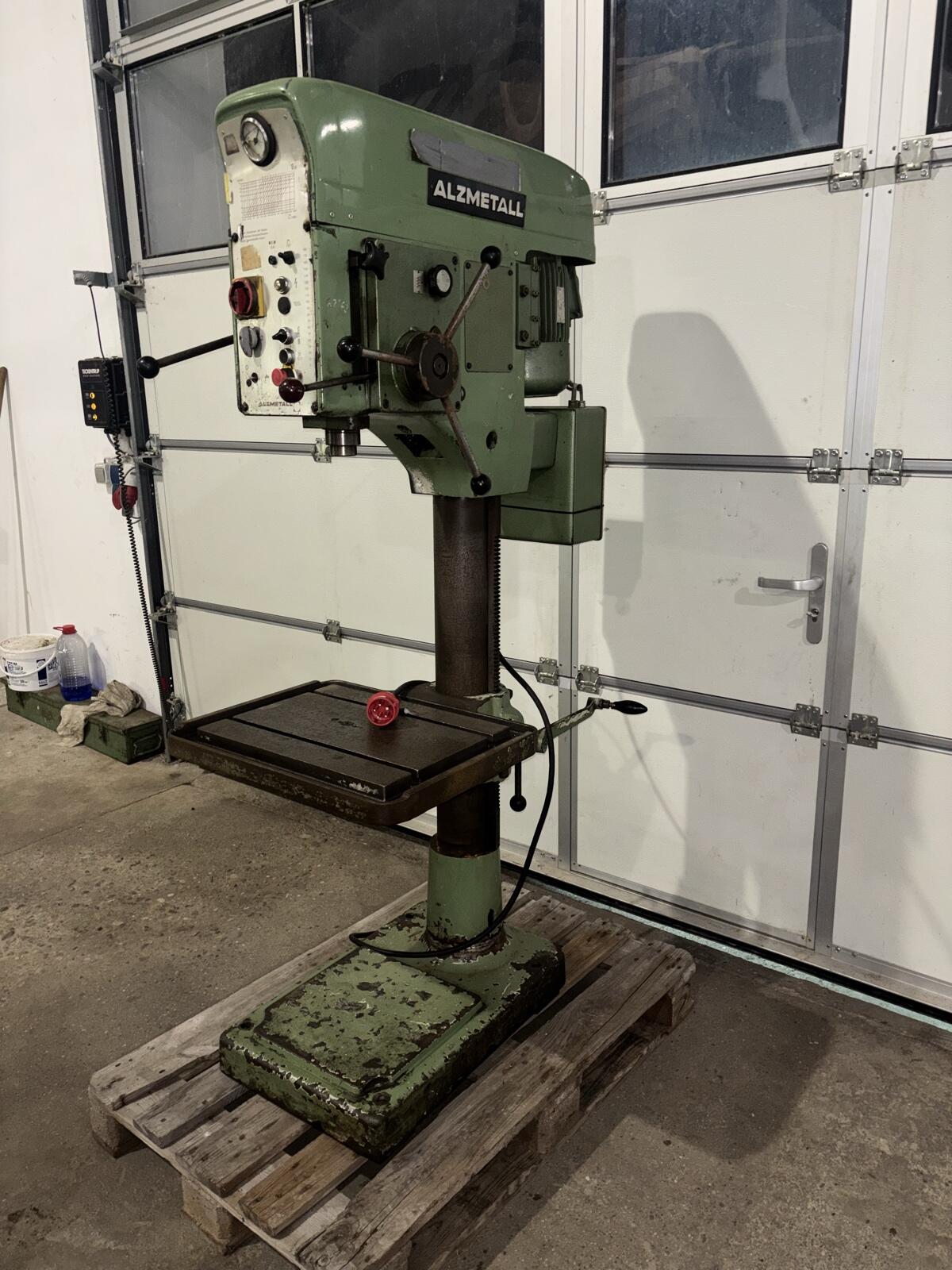 Standbohrmaschine Alzmetall AB 3 mit Vorschub 2
