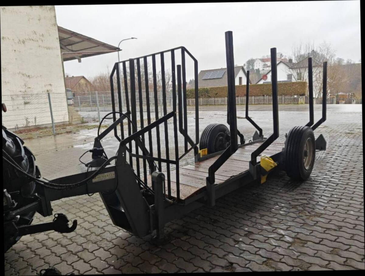 Rückewagen Holzwagen Tieflader Rungenwagen Forstanhänger 3