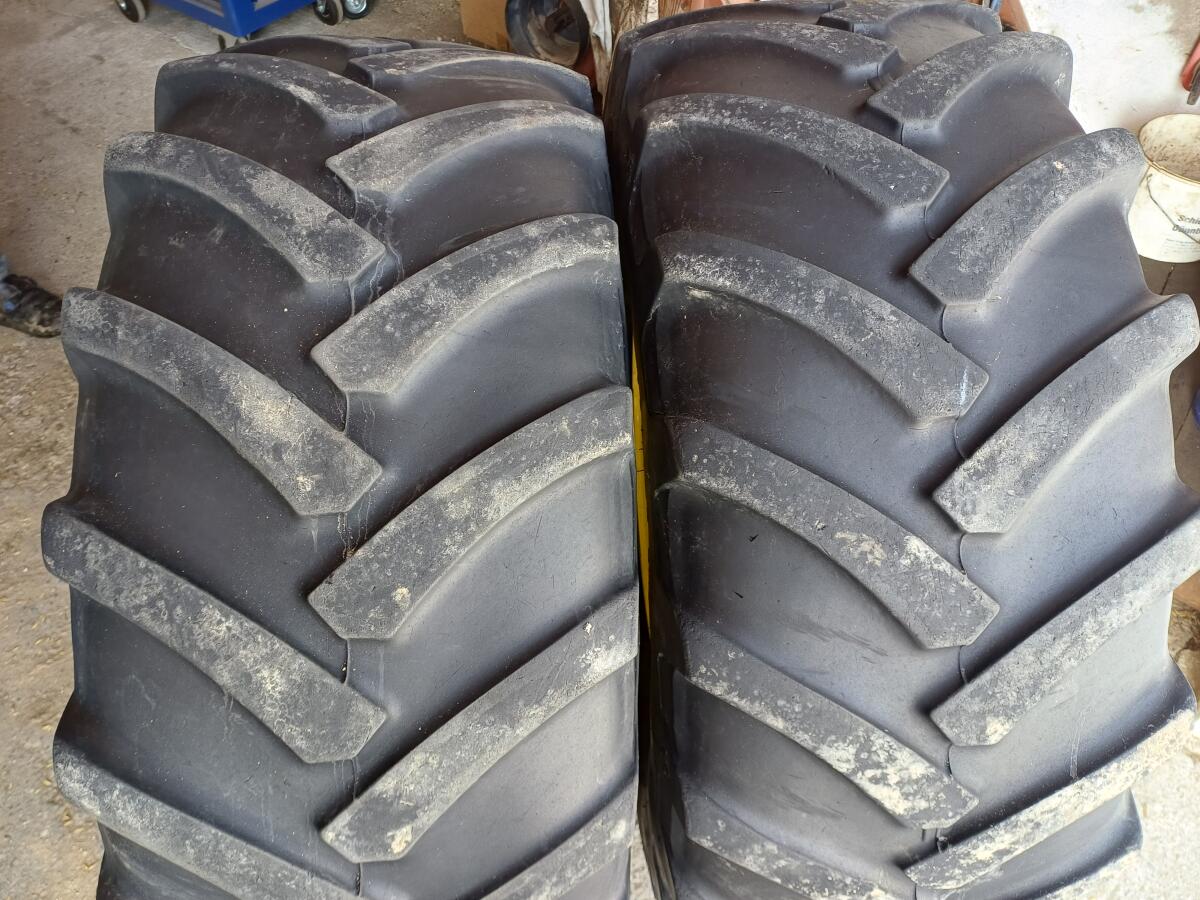 Traktorreifen AC 70 Continental 425/75 R 20 2