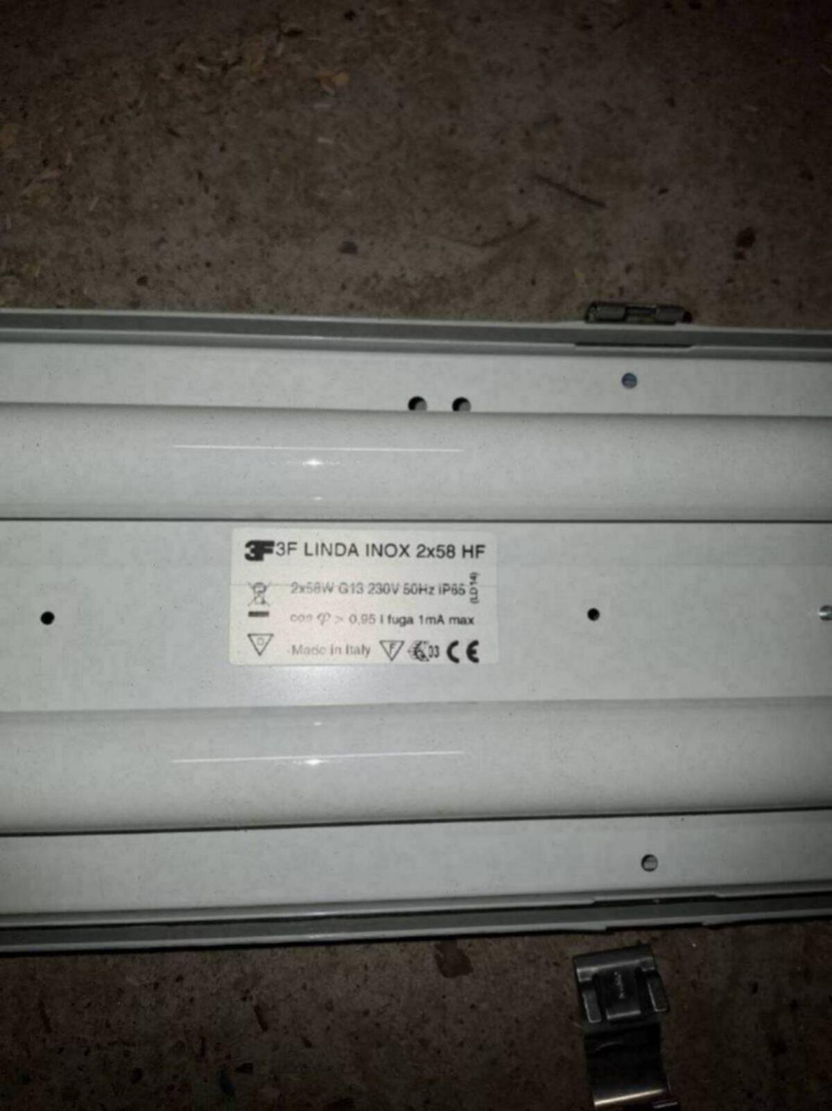 Neonröhren, 5 große und 26 kleine 2