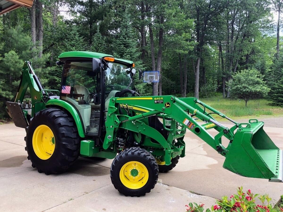 John Deere 4066R Traktor 3