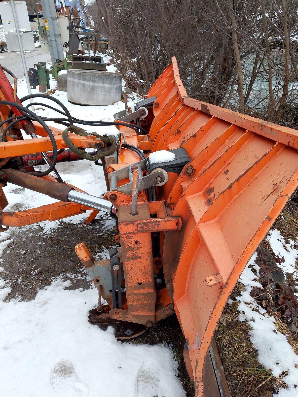 Kahlbacher DS Schneepflug 2