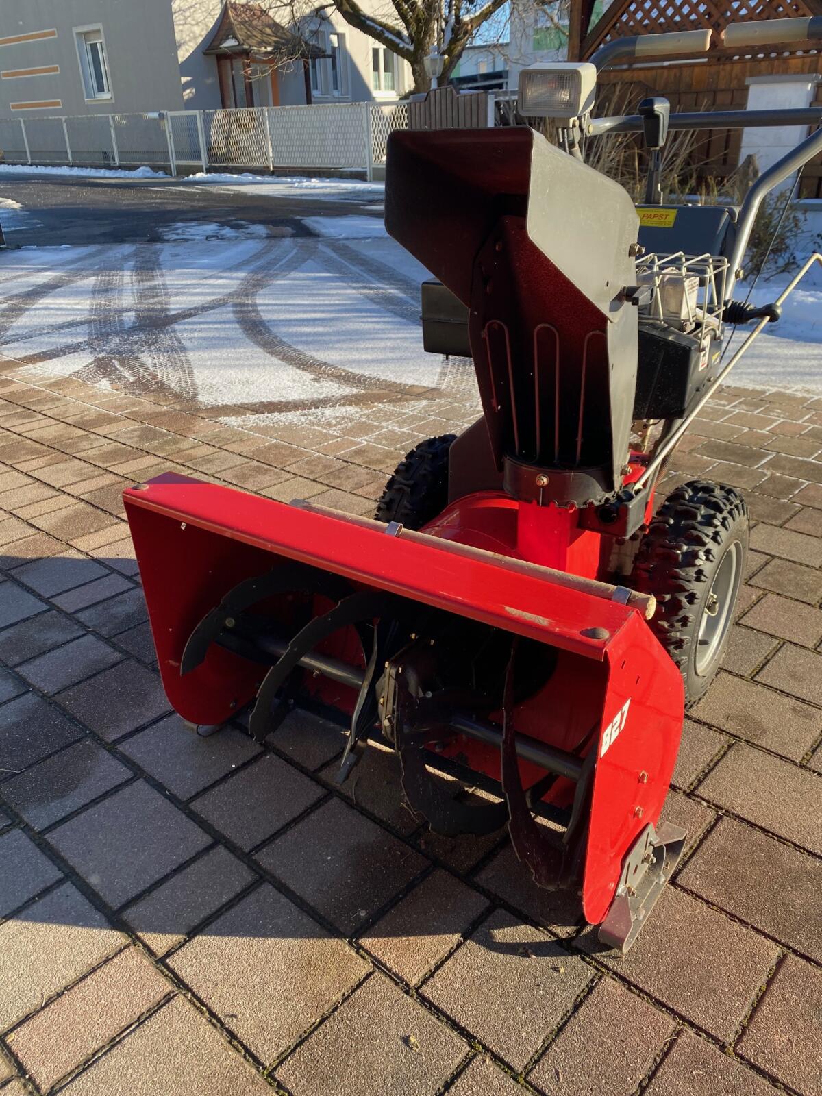 Schneefräse Canadiana Typ 827 3