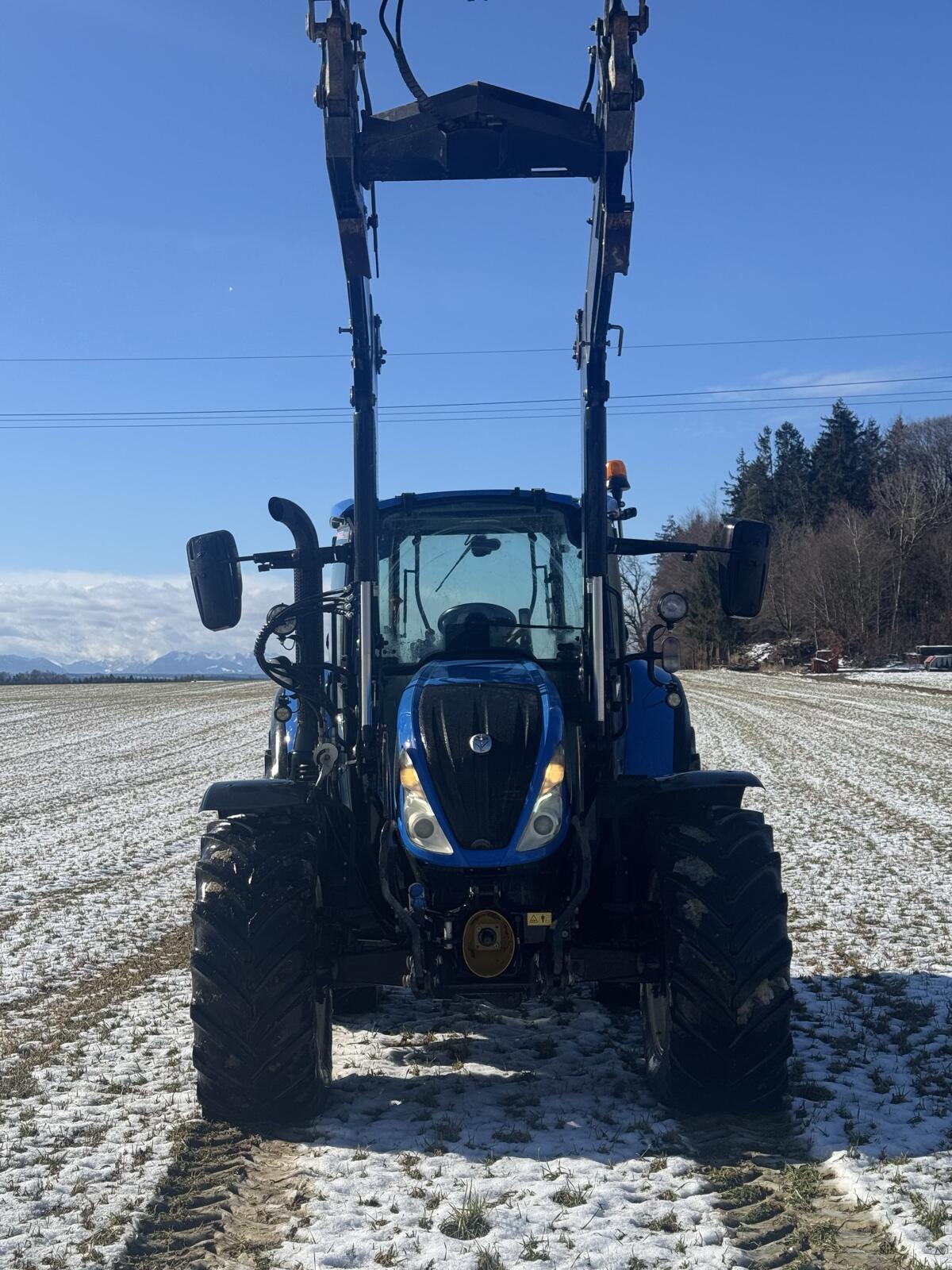 New Holland T5.100 Electro Command Hydrac Frontlader 2