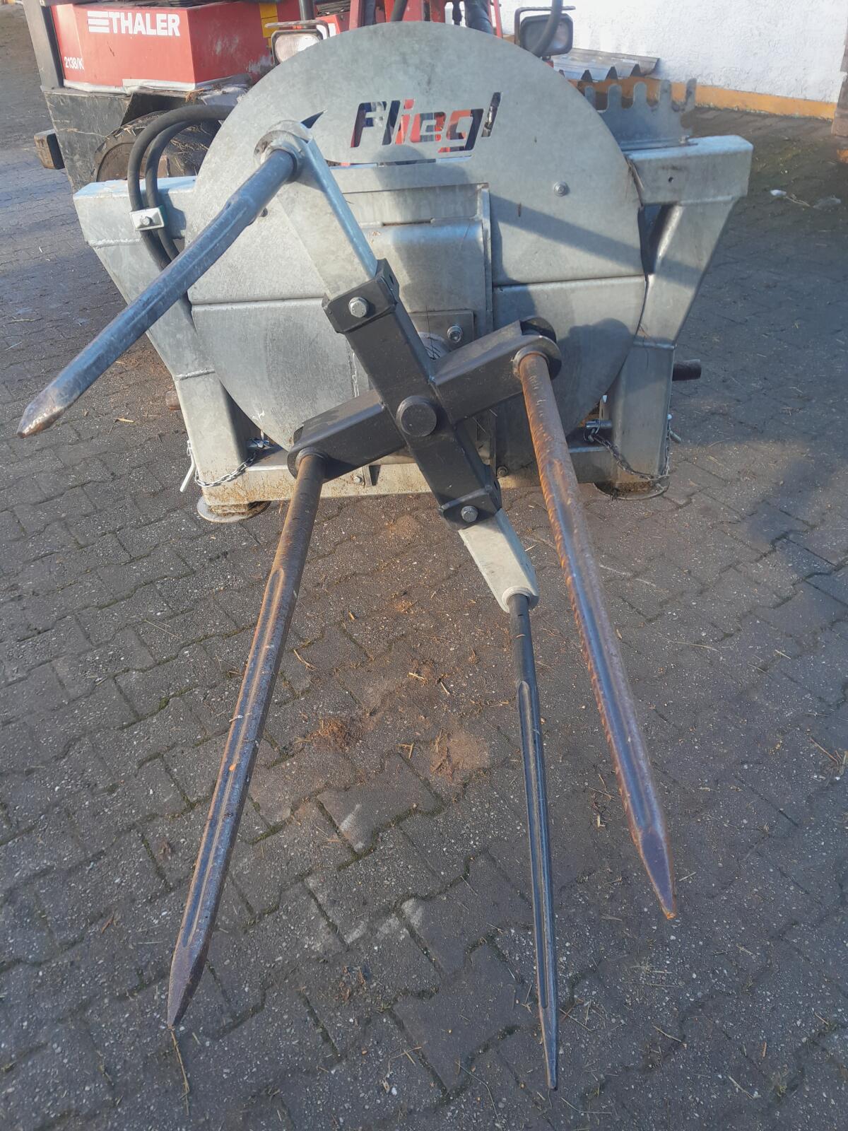 Rundballenabwickler Ballenauflöser 2