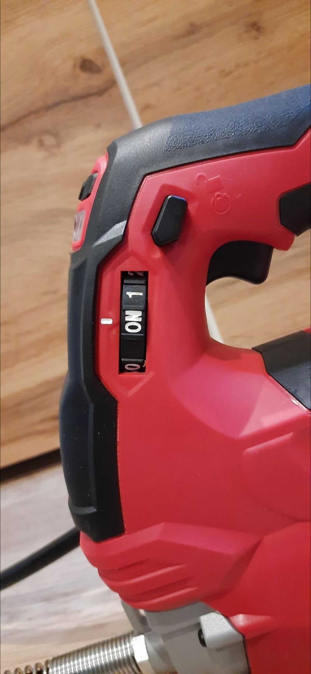 Milwaukee Fettpresse M18 GG 3