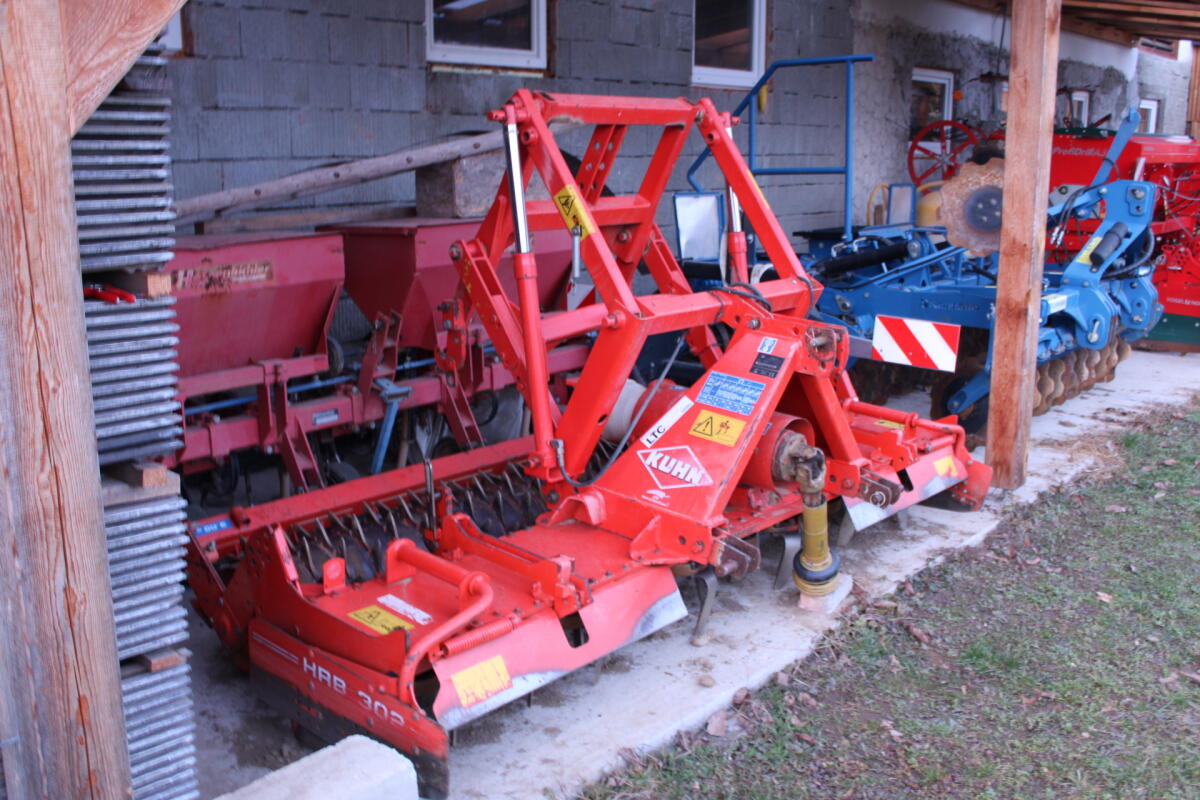 Kuhn HRB 302D-A 3