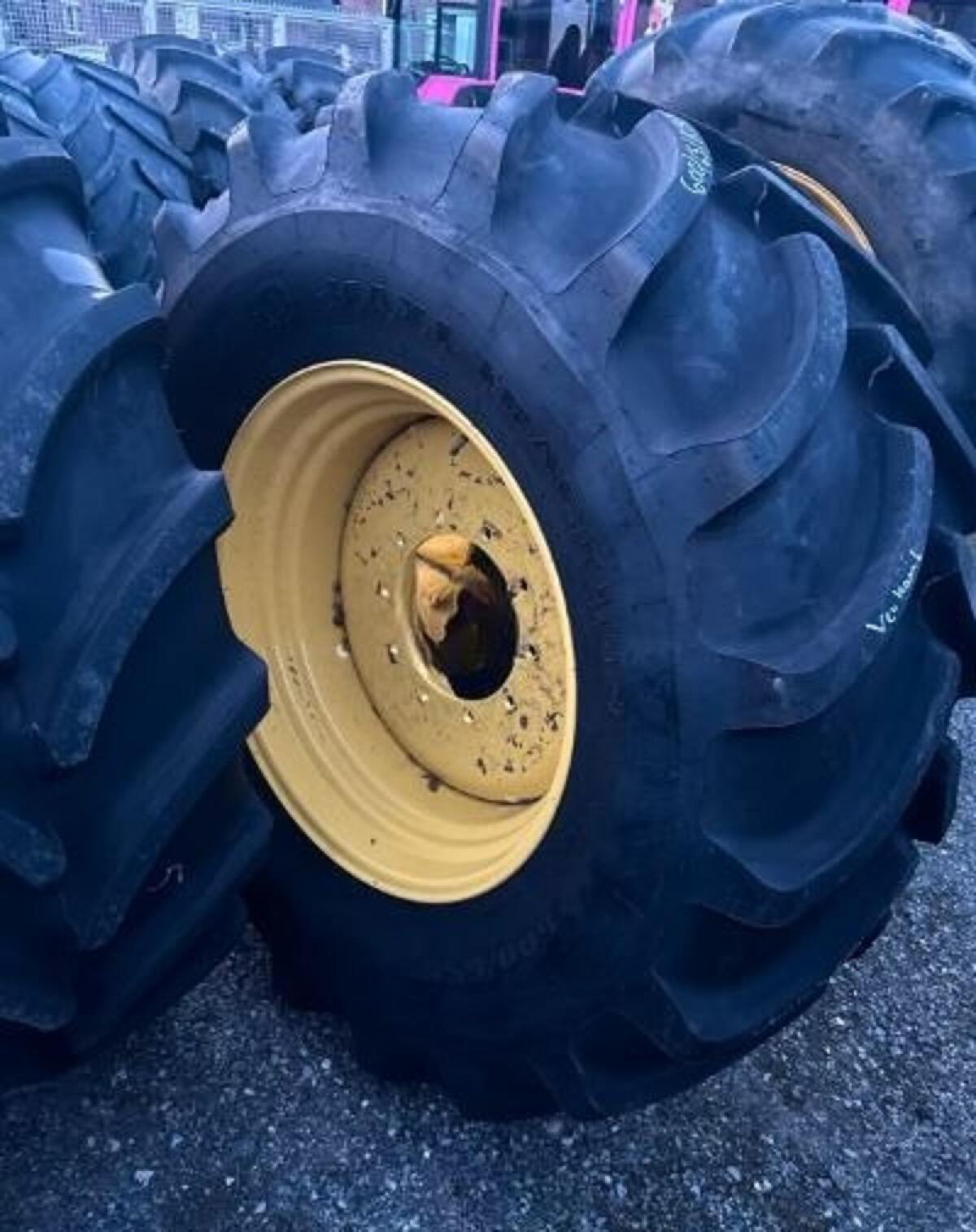 Traktorreifen 600/65 R30 Firestone 3