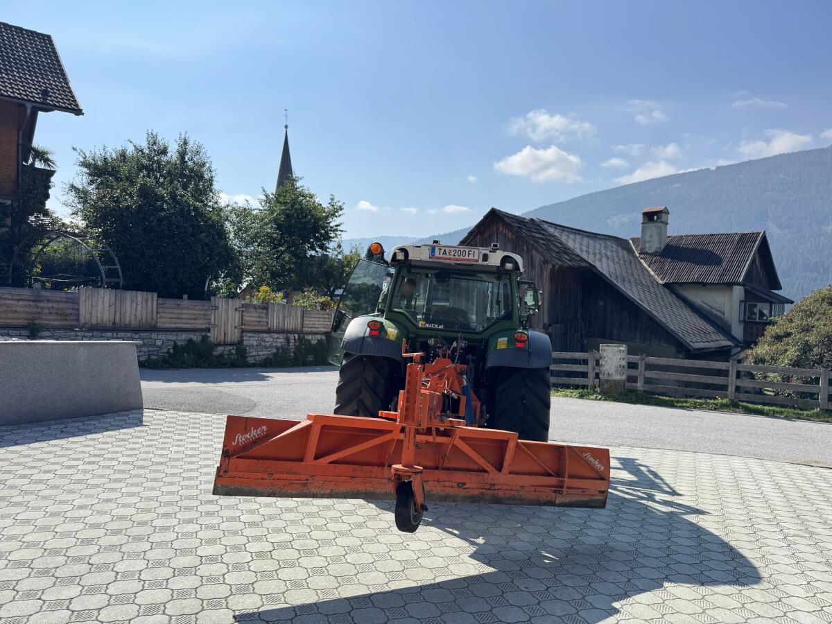Grader für Traktor Stocker 3