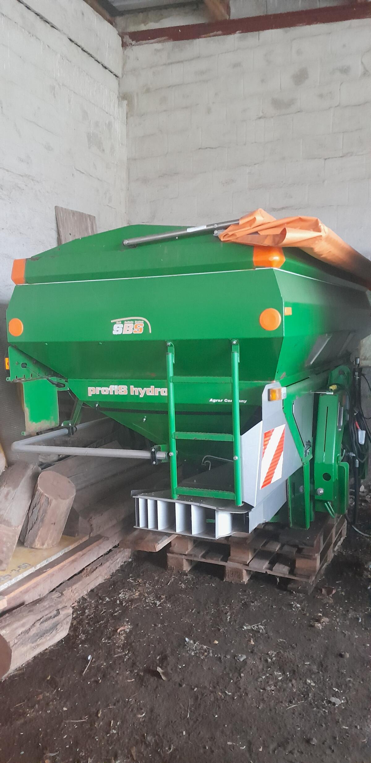 AMAZONE ZAM-ultra hydro Düngerstreuer 4200 2