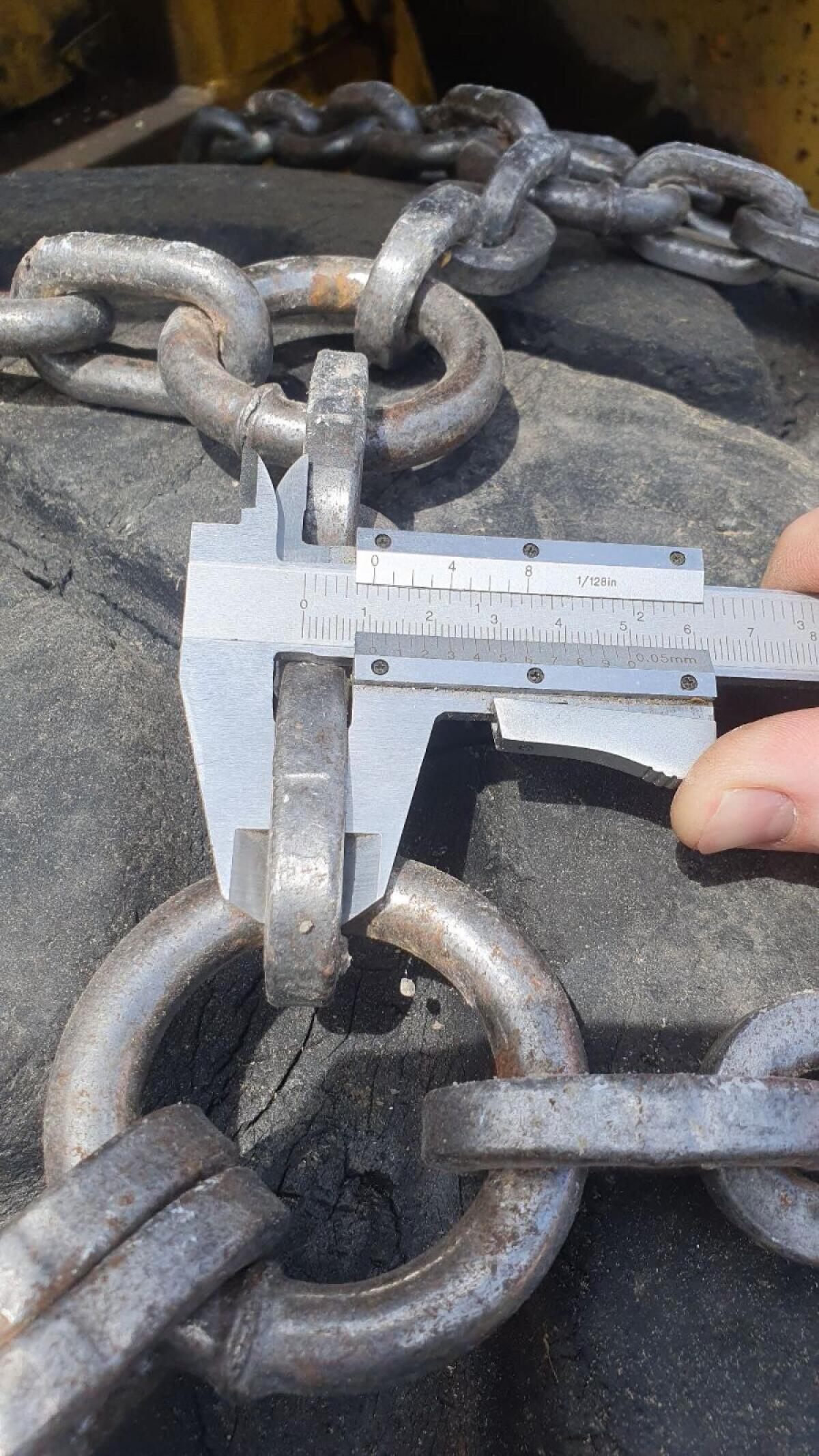 Schneeketten Pewag U3632 für Radlader 3