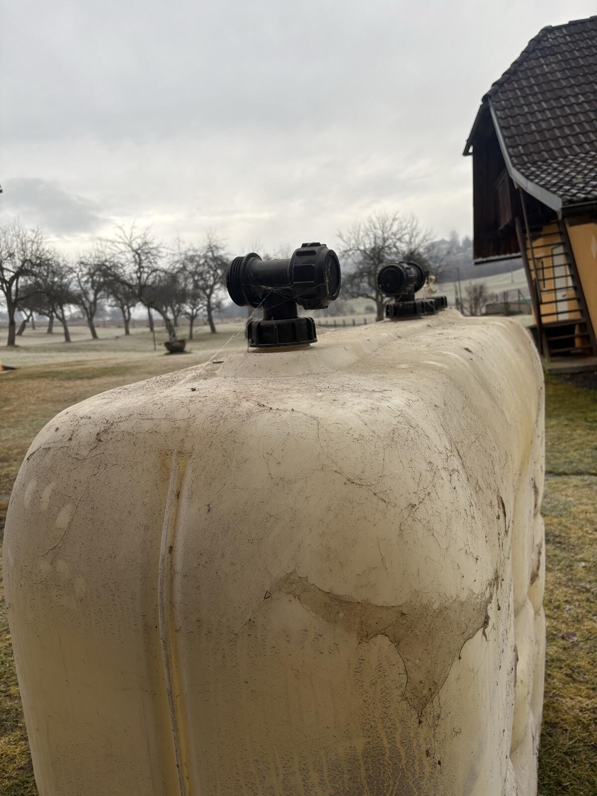 Wassertank, Dieseltank 3