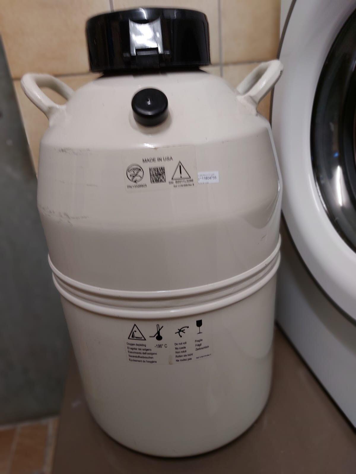 Stickstoffbehälter 2