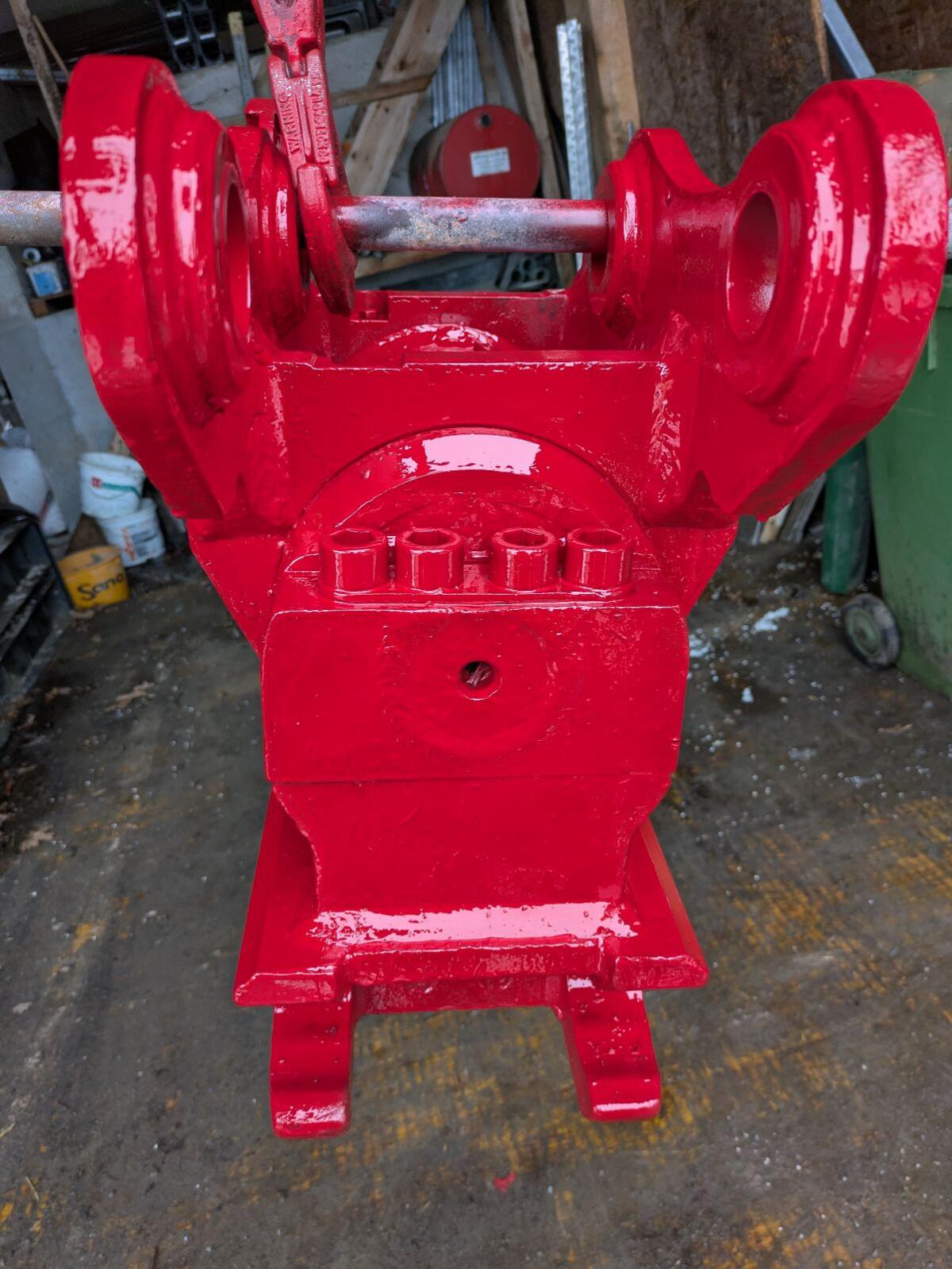 Powertilt Takeuchi TB 260 2