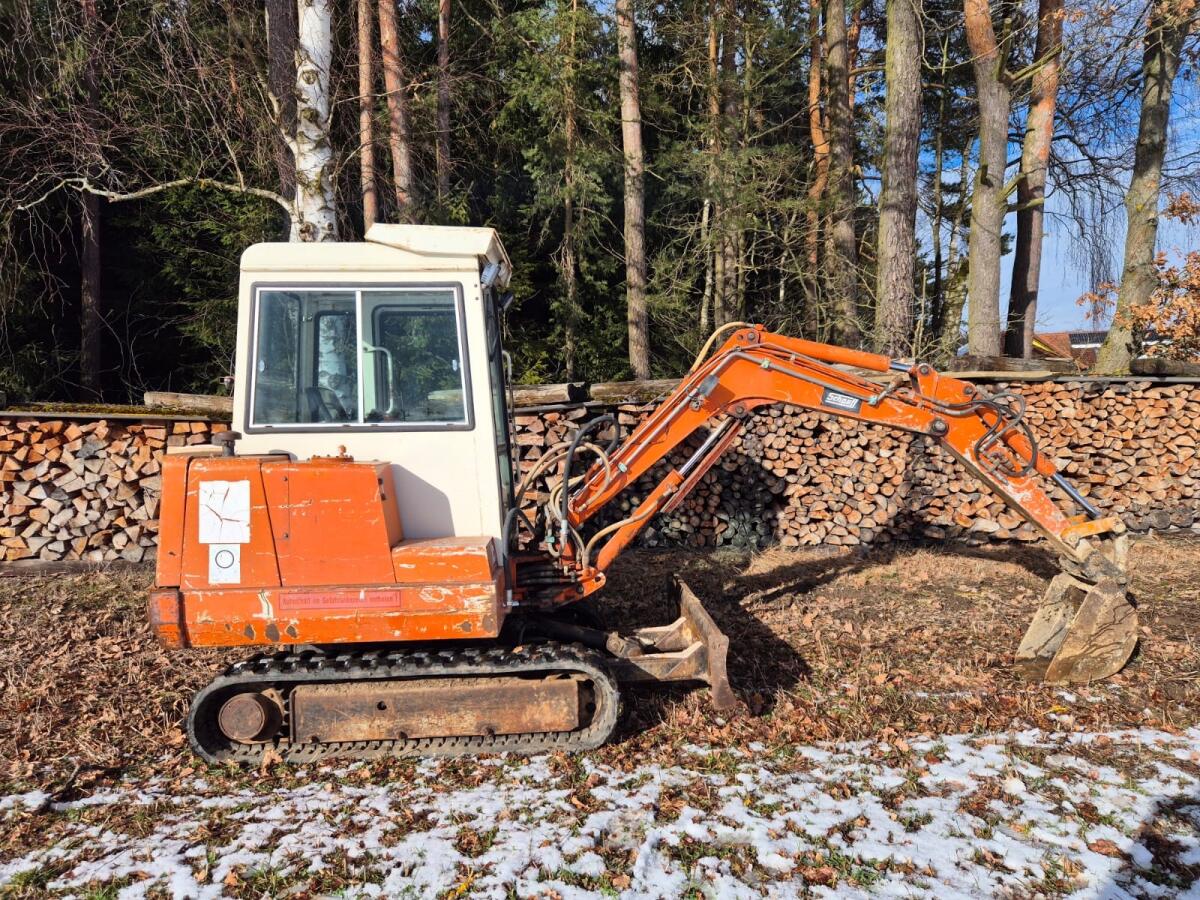 Schaeff HR4 Minibagger 2