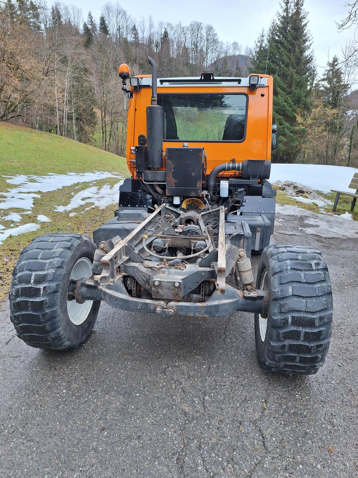 Lindner Unitrac 82 S 3