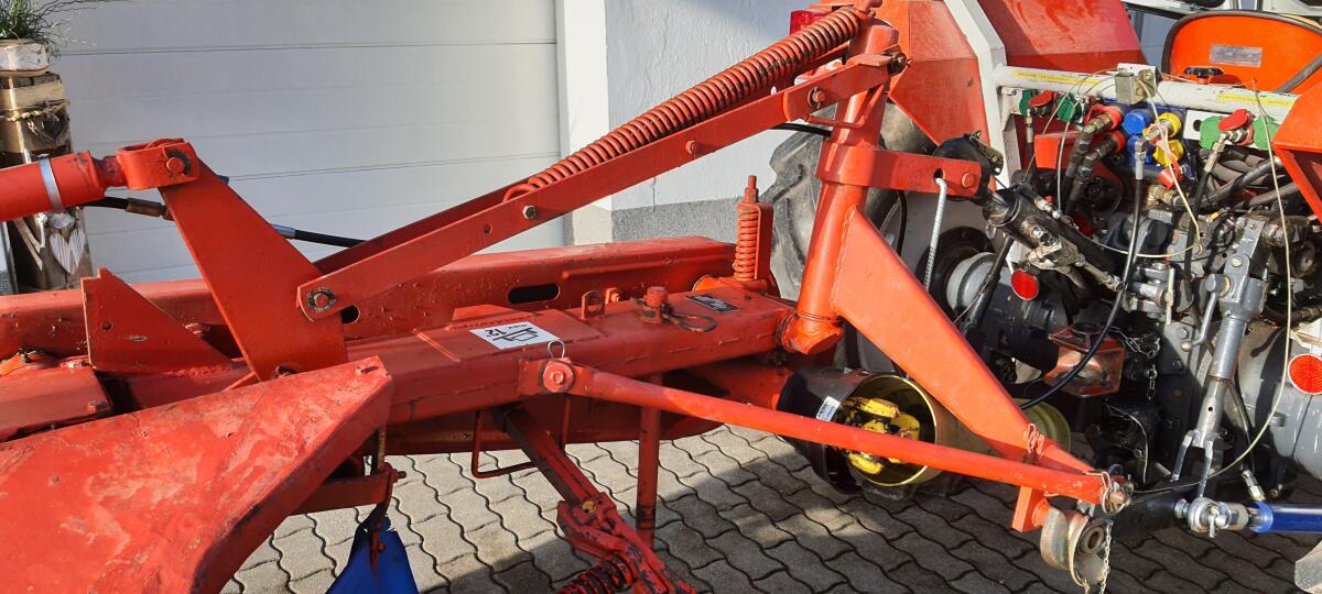 PZ CM 165 Mähwerk mit hydr. Hochstellung 2