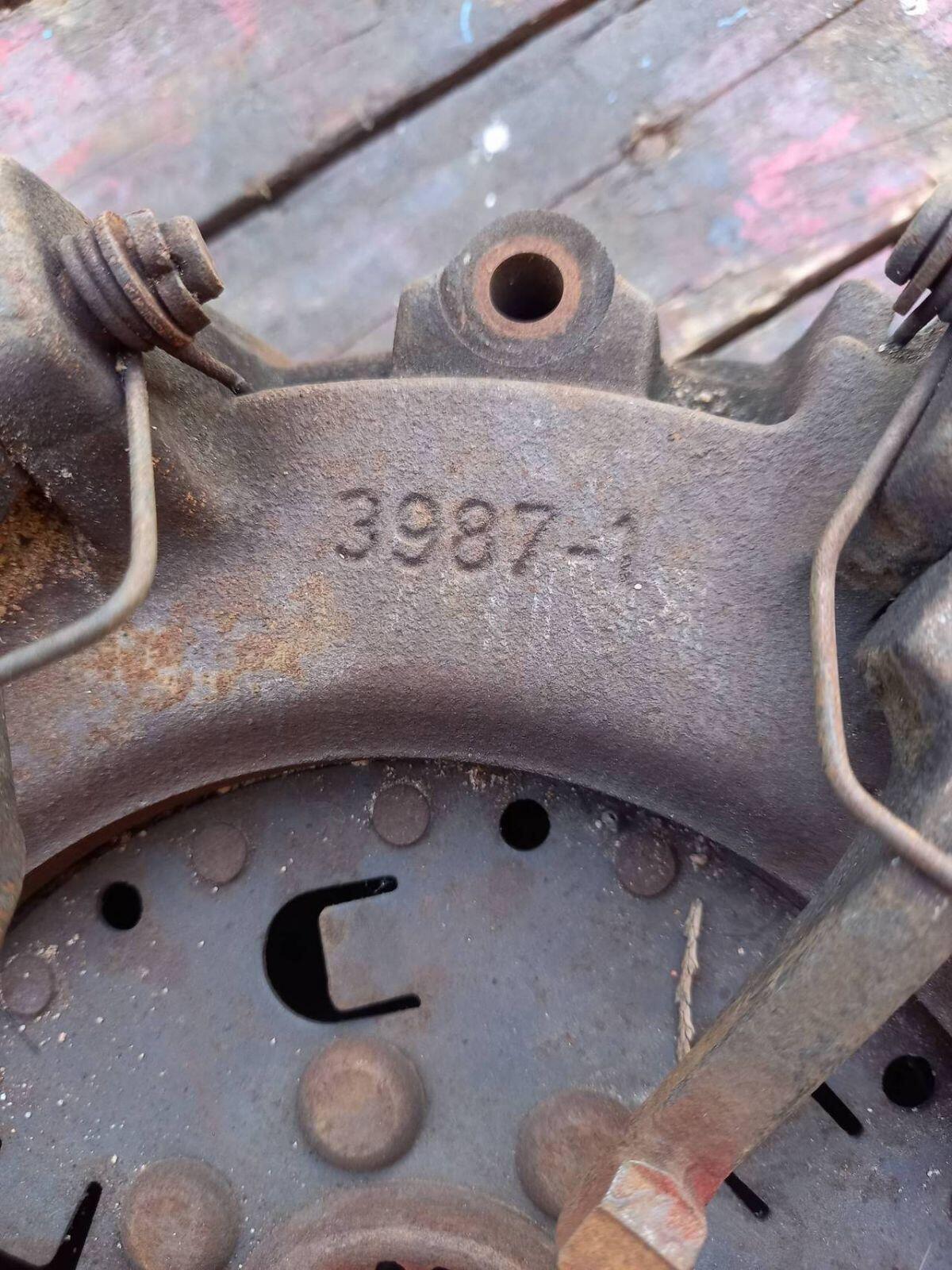 Altteil Kupplung Deutz D3005 2