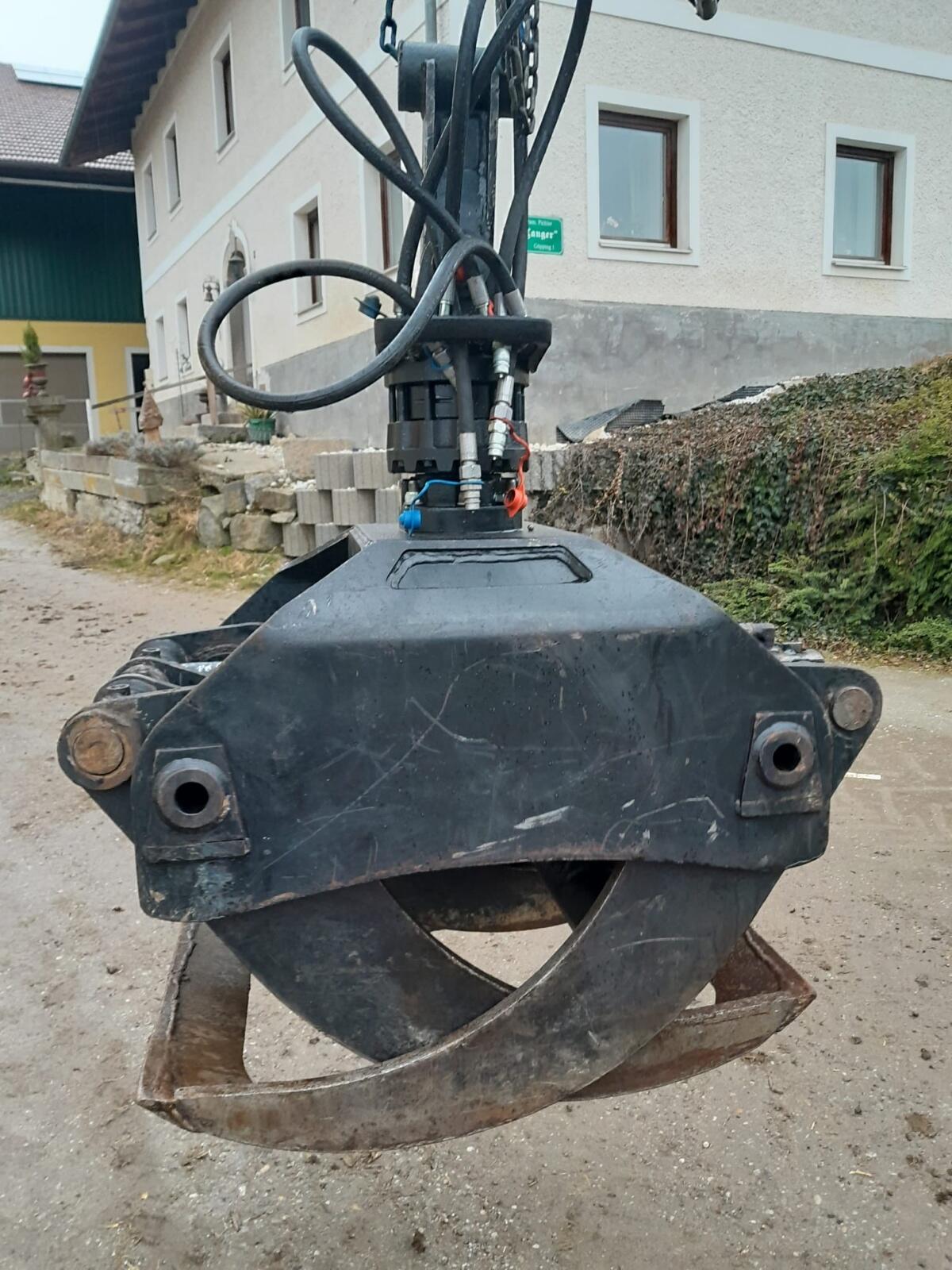 Holzgreifer für Bagger 3