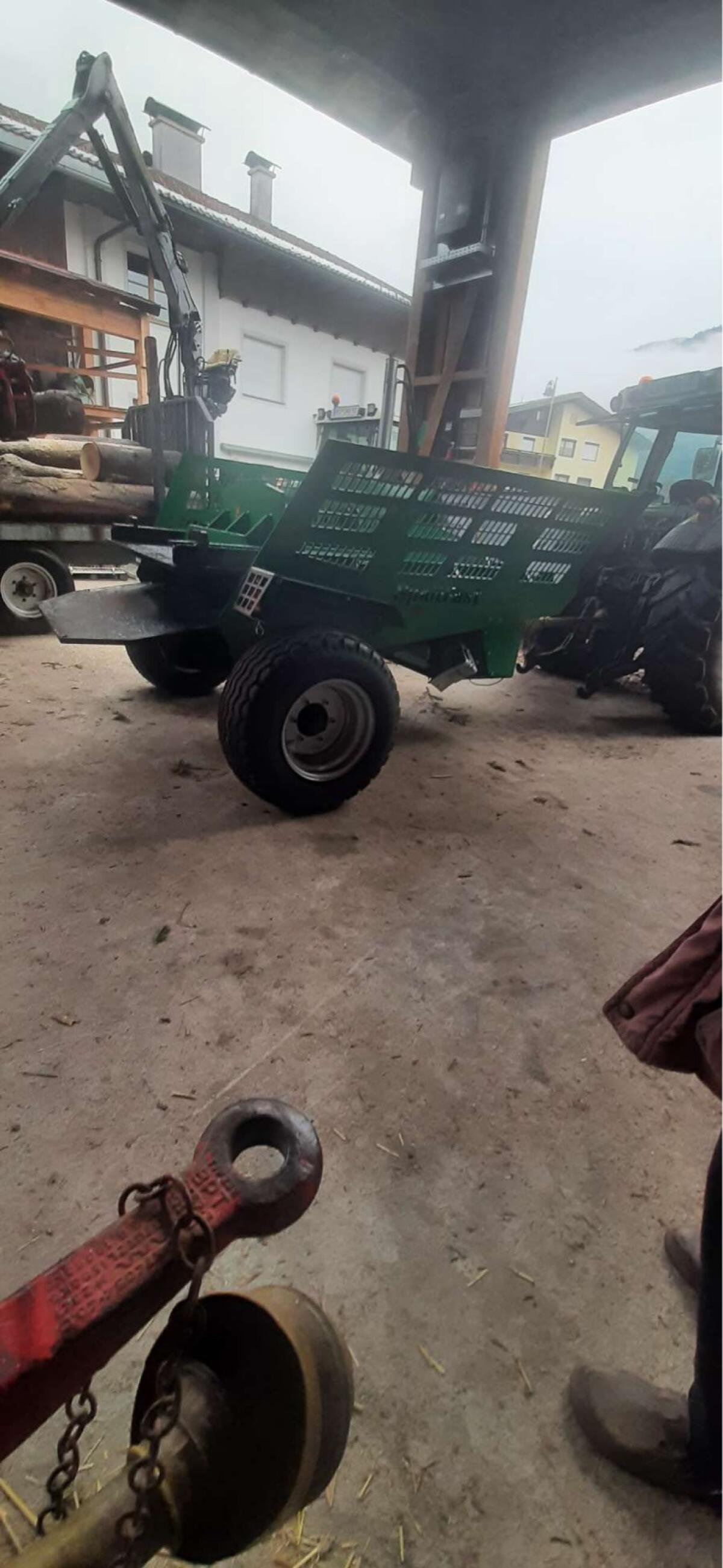 Schichtholzspalter 3