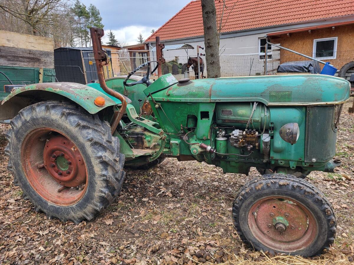 Deutz D 40.2 mit Heckhydr. 2