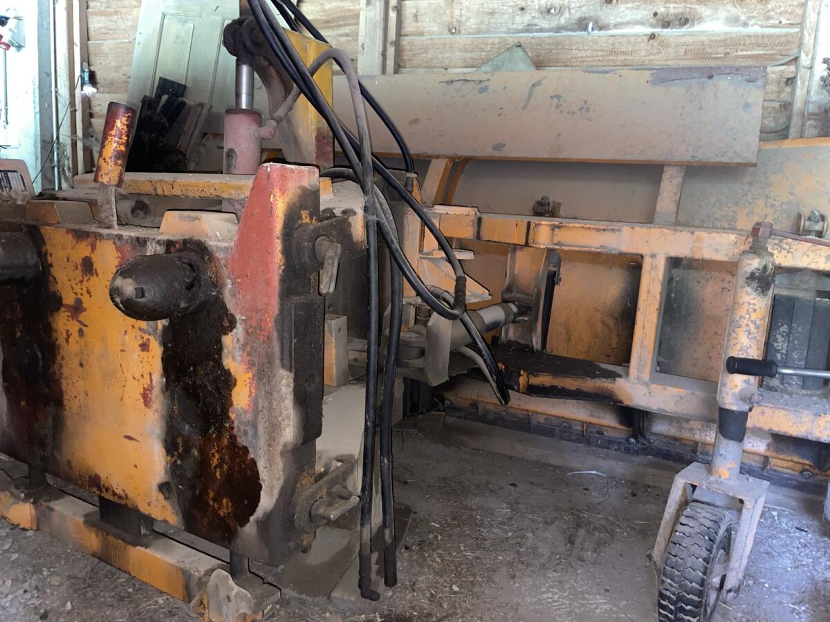 Kahlbacher Schneepflug STLH 270 3