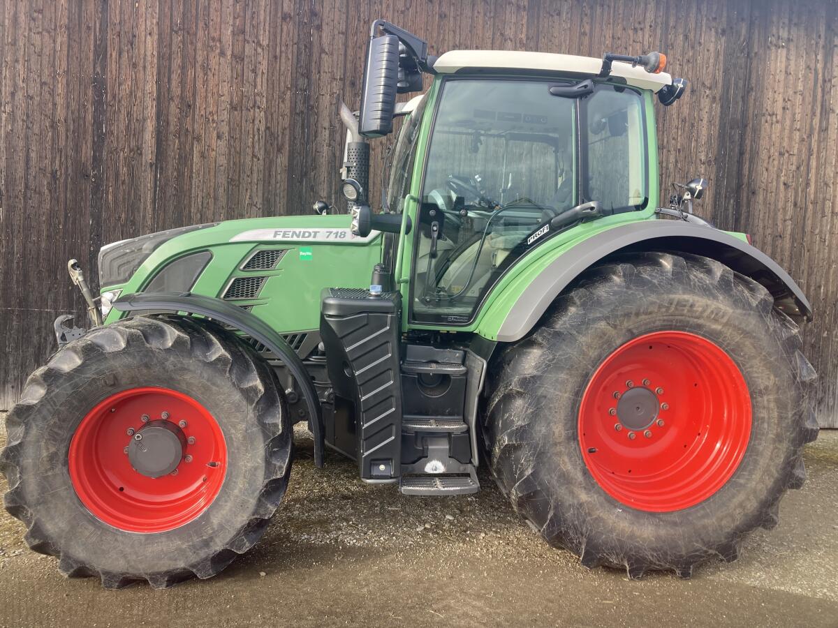 Fendt 718 SCR Profi EZ 04/2012 2