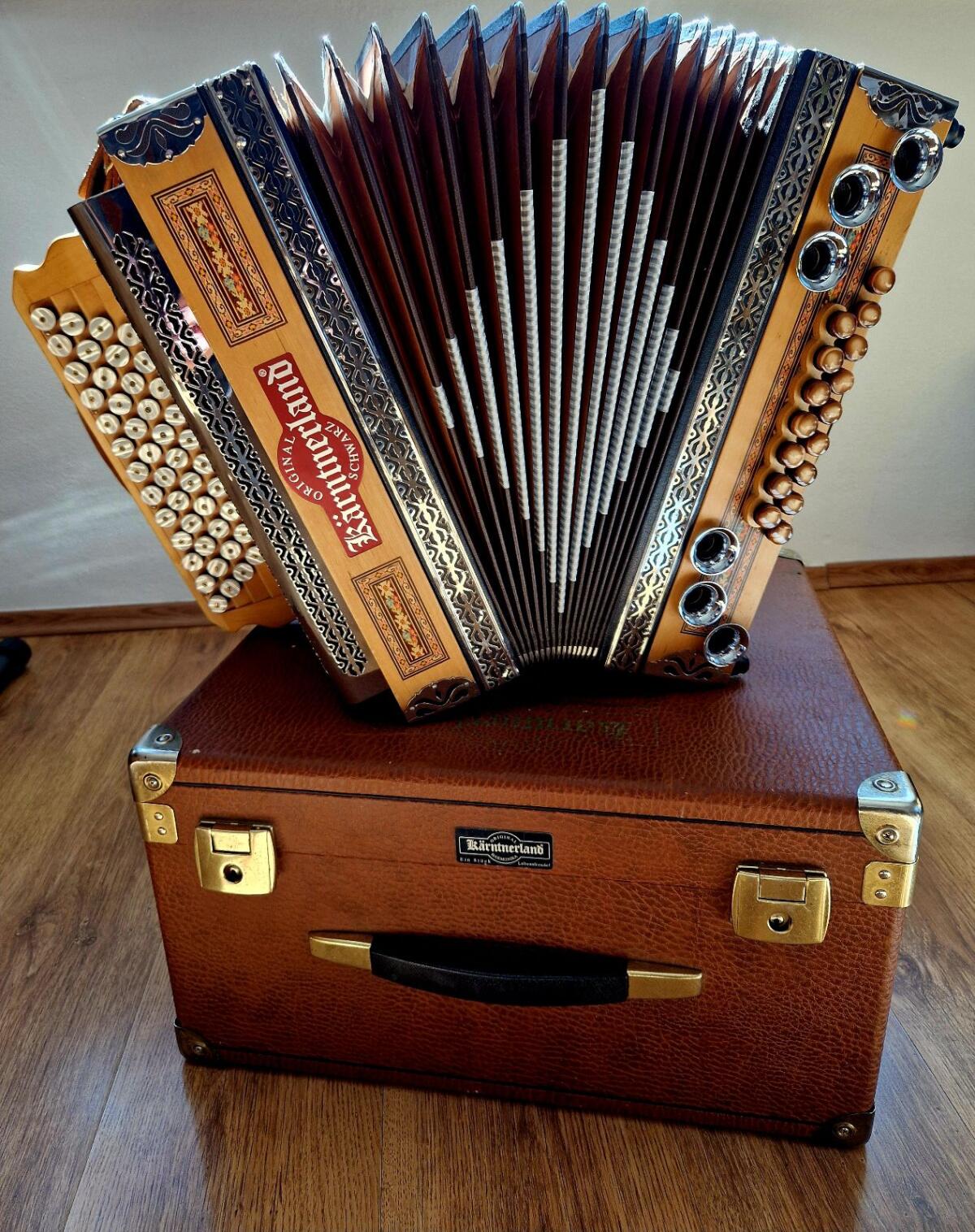 Steirische Harmonika Kärntnerland Modell Posch 2