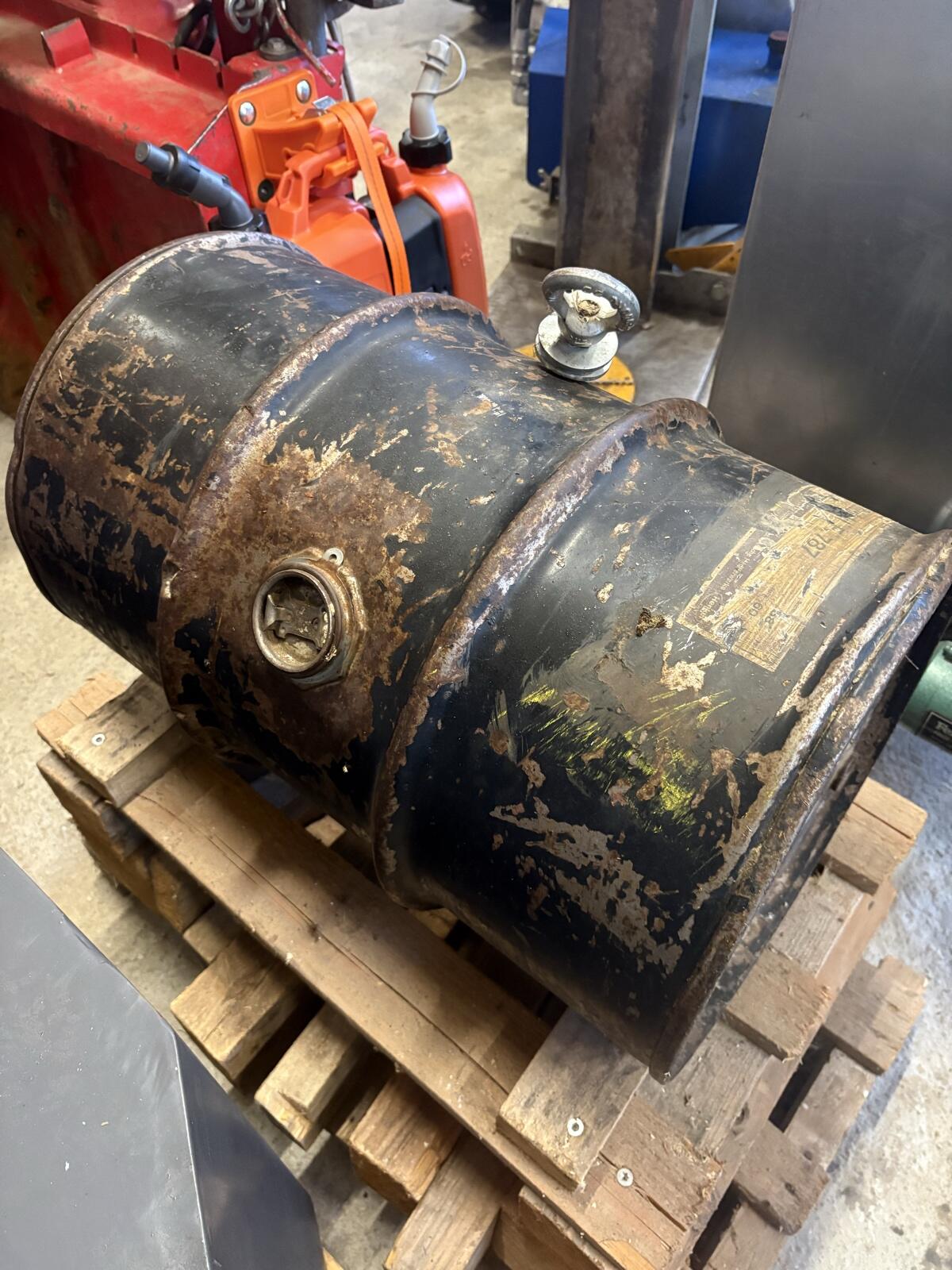 Traktorgewicht, ca. 230 kg 2