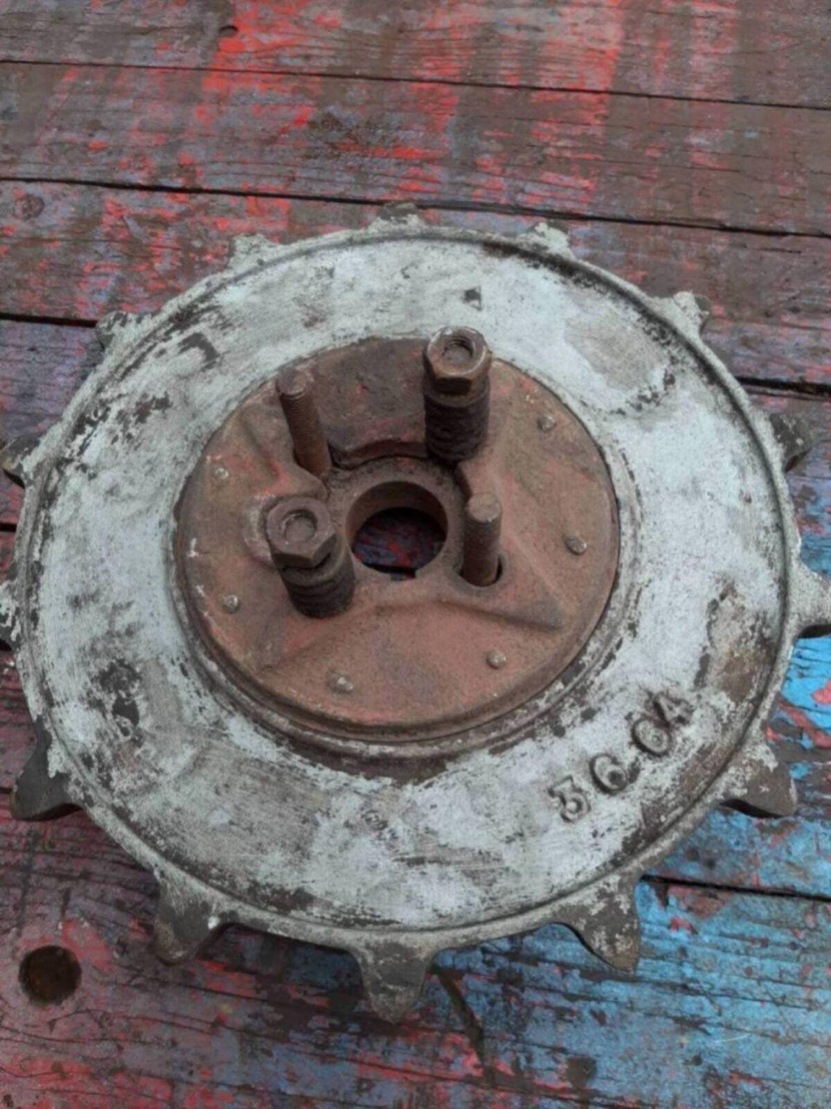 Kettenantriebsrad Claas Mähdrescher 3