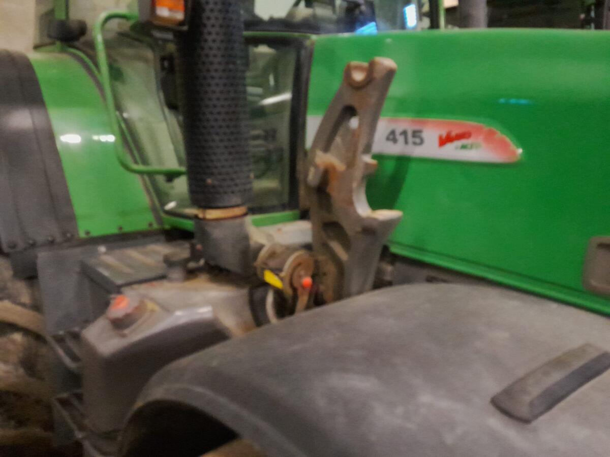 Fendt 415 Vario 2