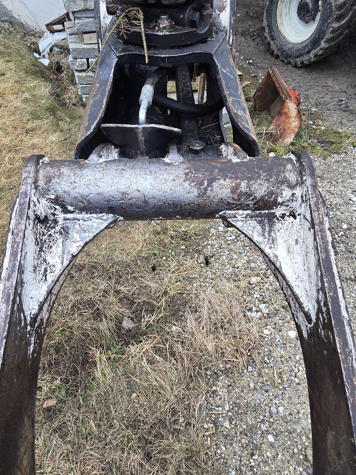 Reisigzange 4-Finger-Greifer 3