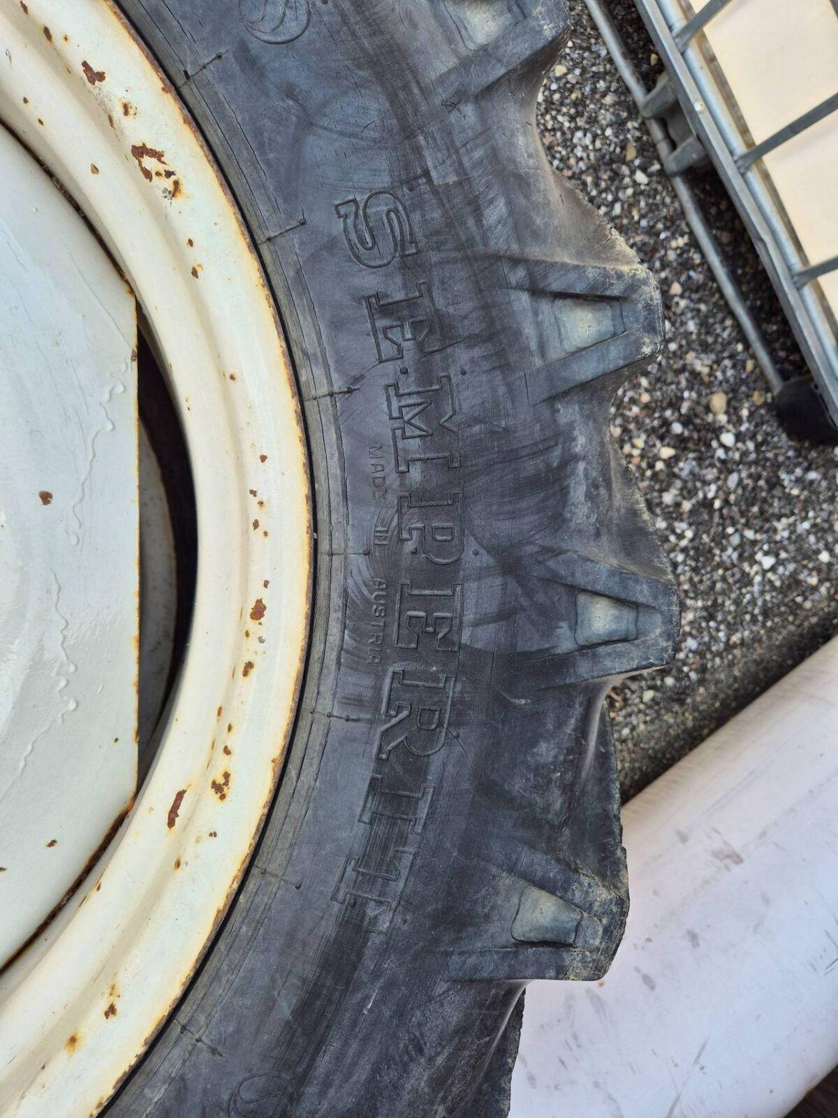 Traktor-Kompletträder 12.4/11-28 A 3