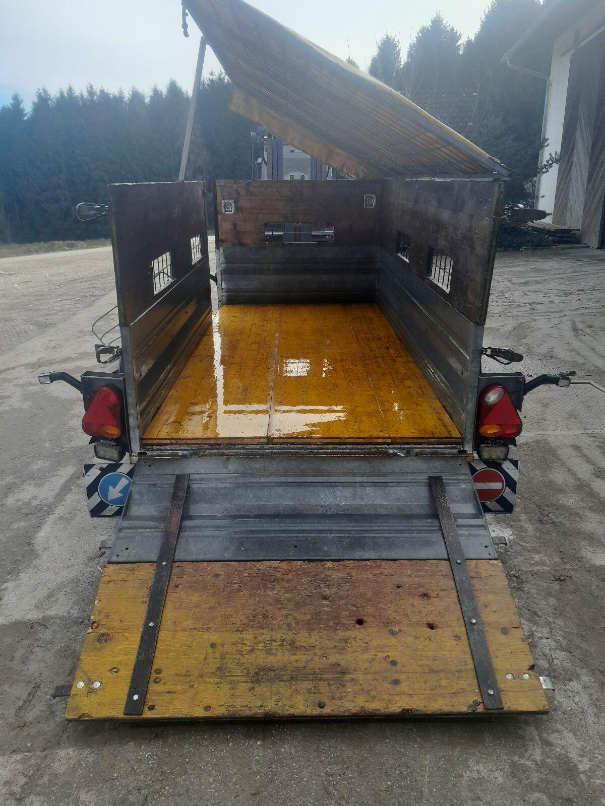 PKW-Anhänger für Tiertransport 3