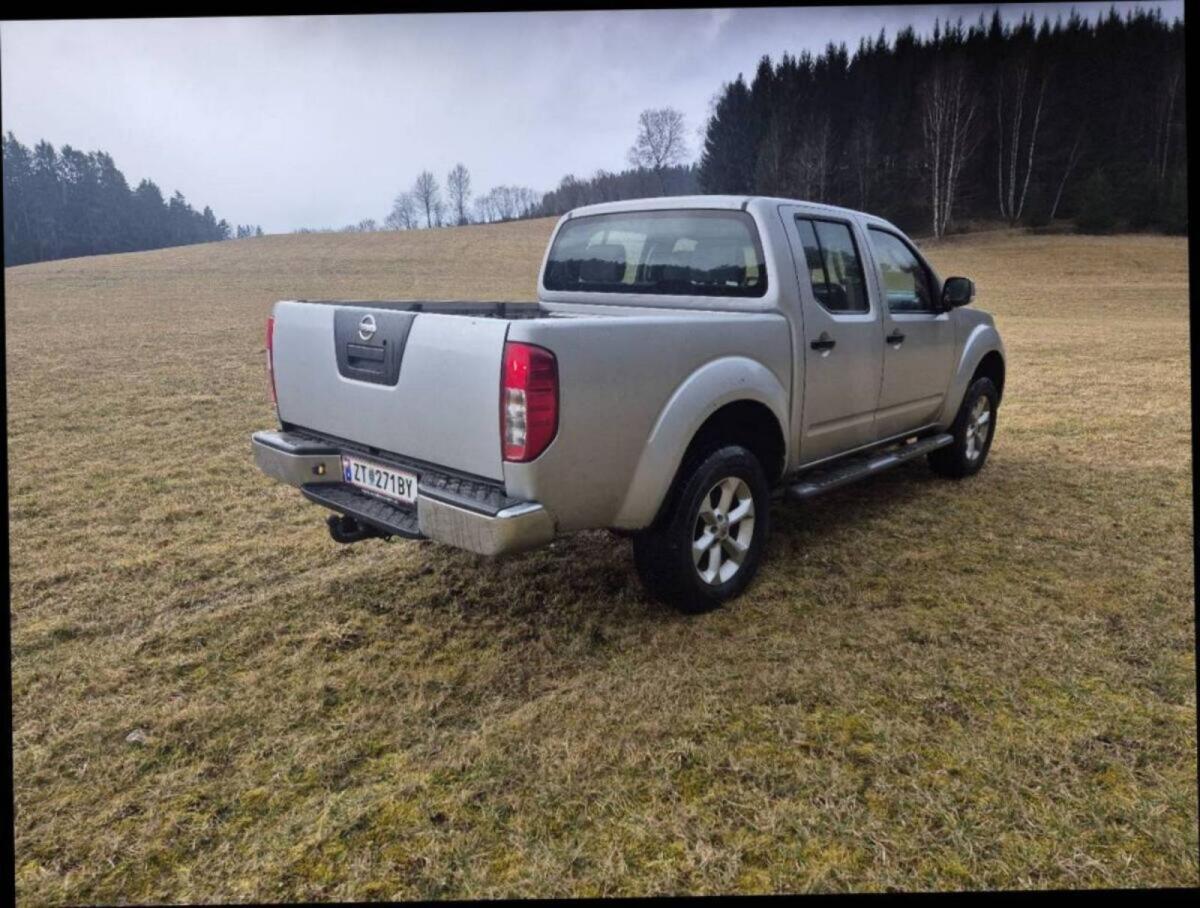 Nissan Navara Bj. 8/2010 3
