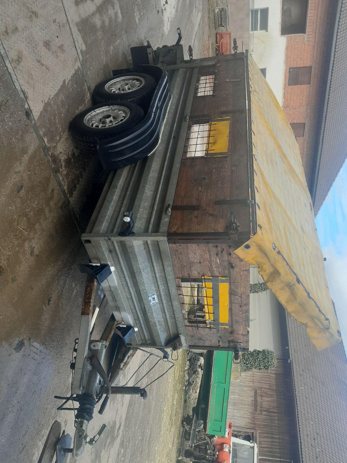 PKW-Anhänger für Tiertransport 2