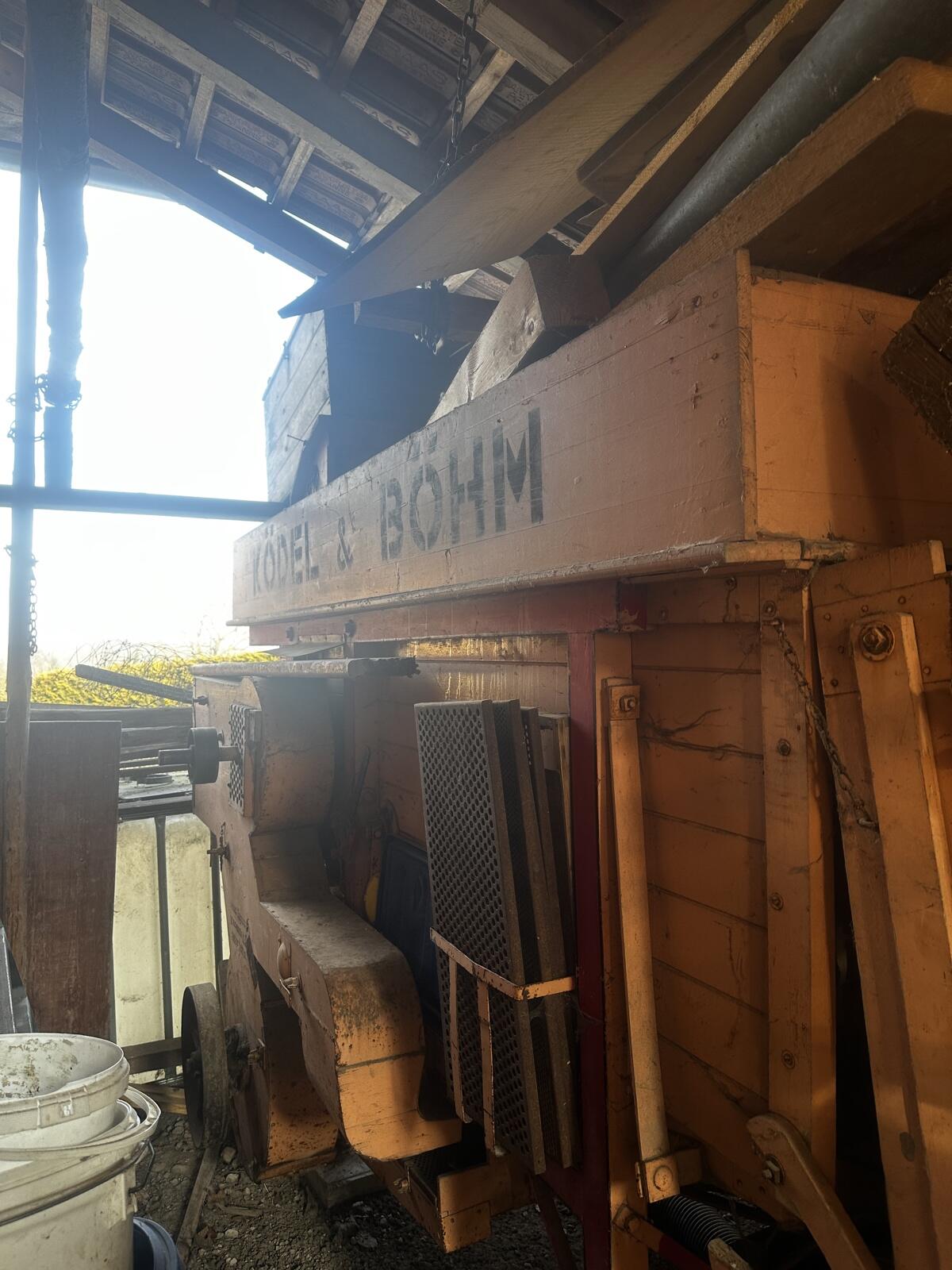 Ködel & Böhm Dreschwagen, Dreschmaschine 2