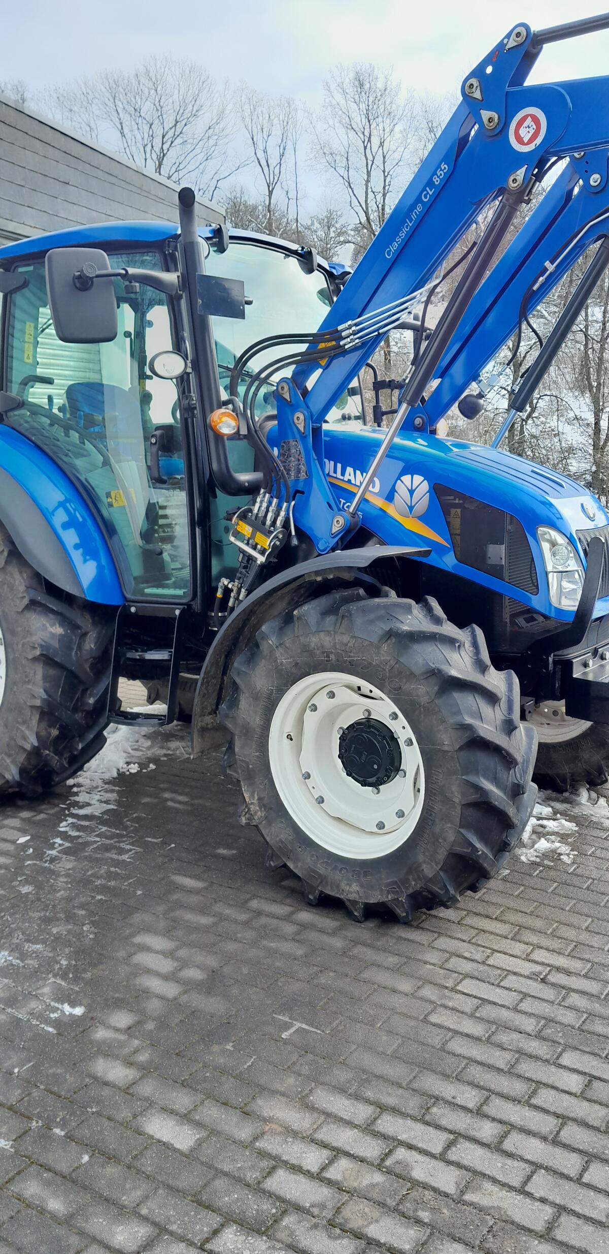 New Holland T 4.75 Powerstar 2