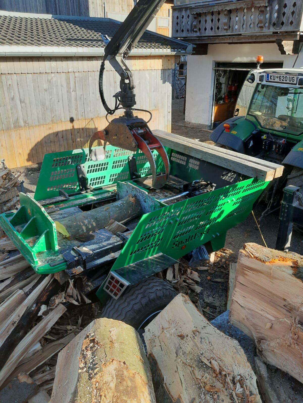 Schichtholzspalter 2