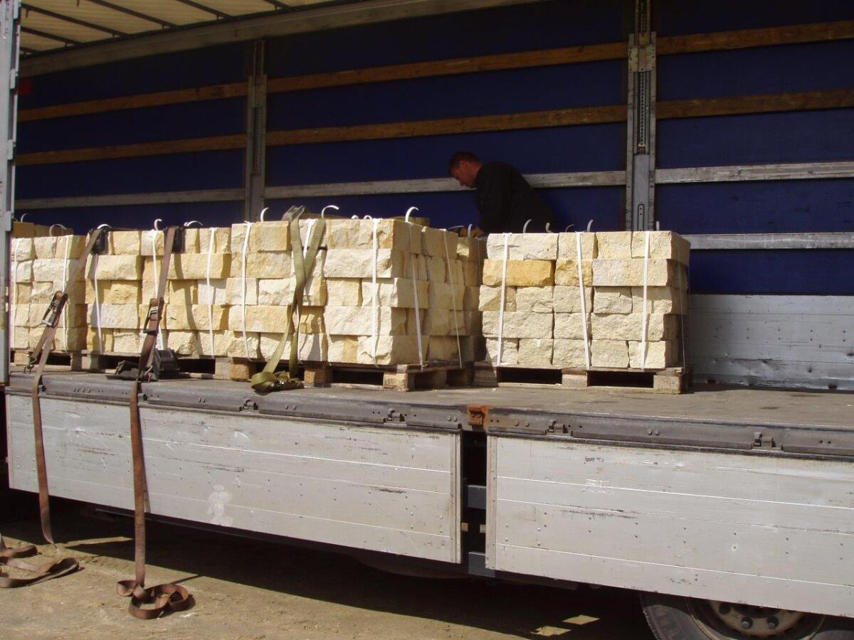 Mauersteine, 2 Seiten gesägt, Sandstein, Naturstein 3