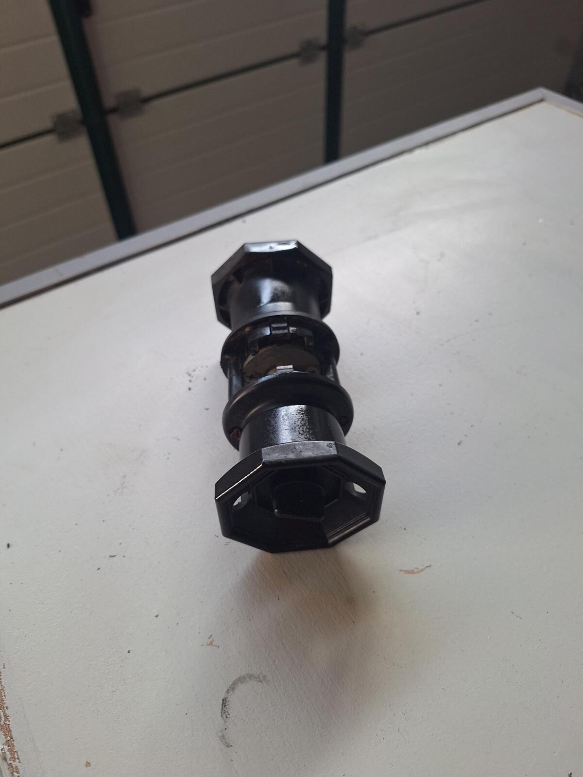 Drehgriff für Garagentor oder Garagentür - Marke Lindpointner 2