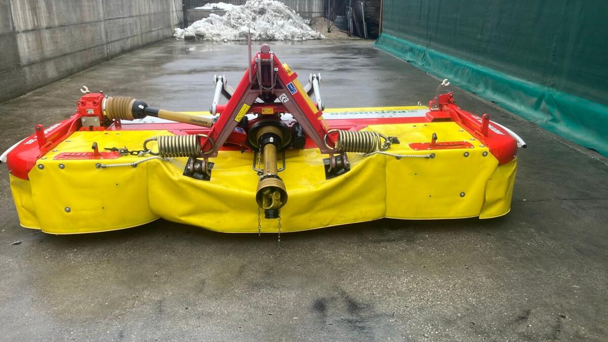 Verkaufe Pöttinger Frontmähwerk Novacat 301 neuwertig 2