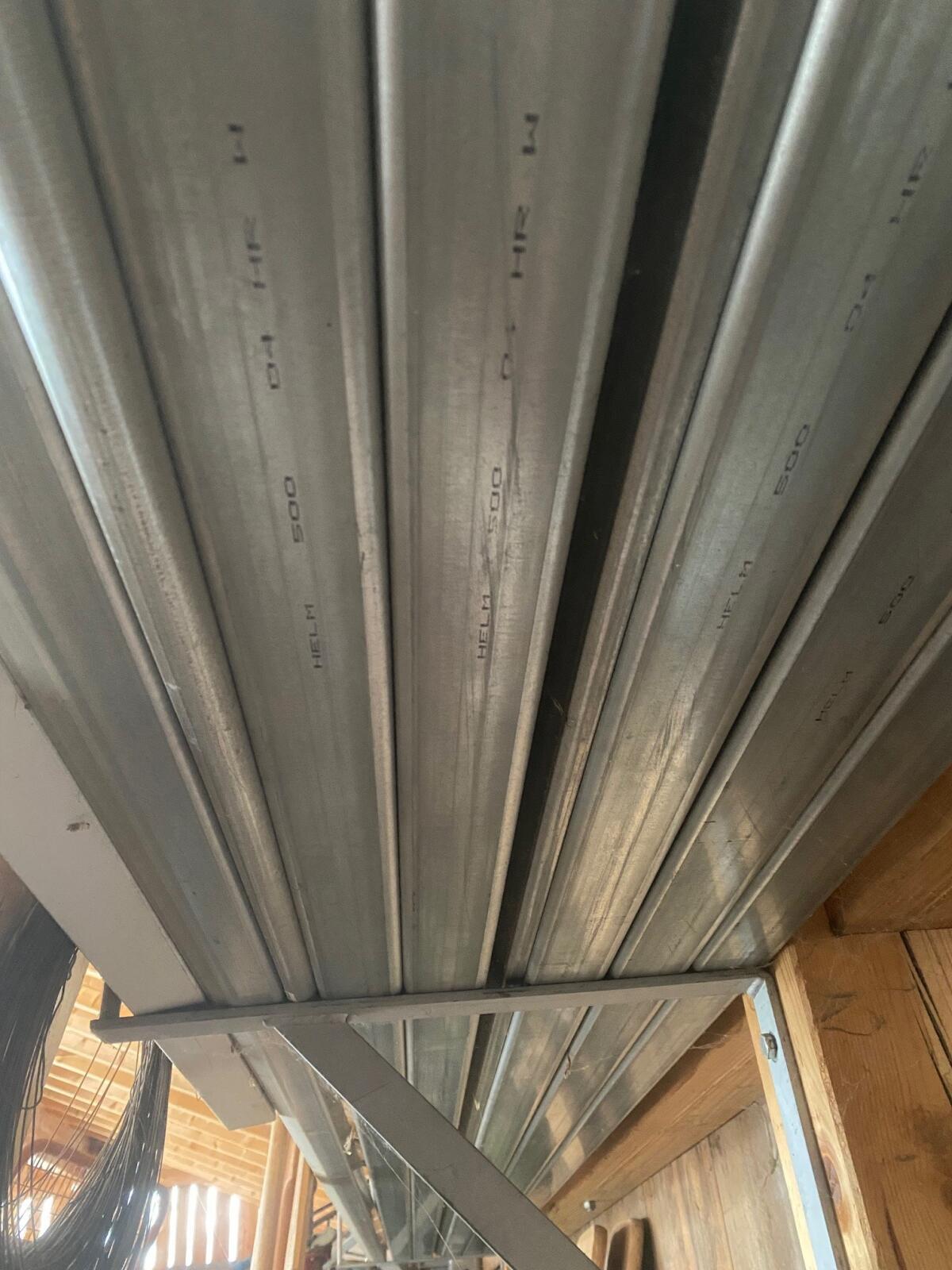 Laufschienen und Beschläge komplett für Schiebetore 2