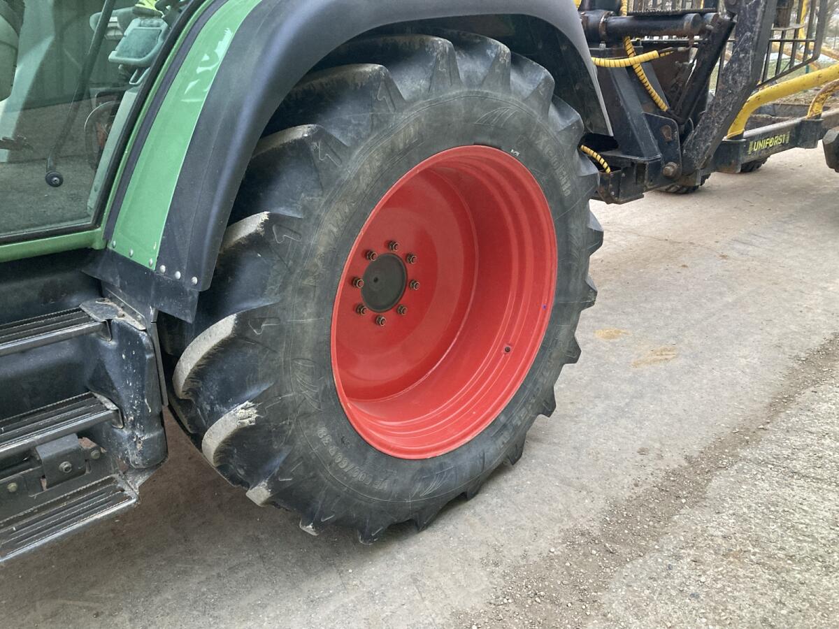 Fendt 300 Michelin Kompletträder 2