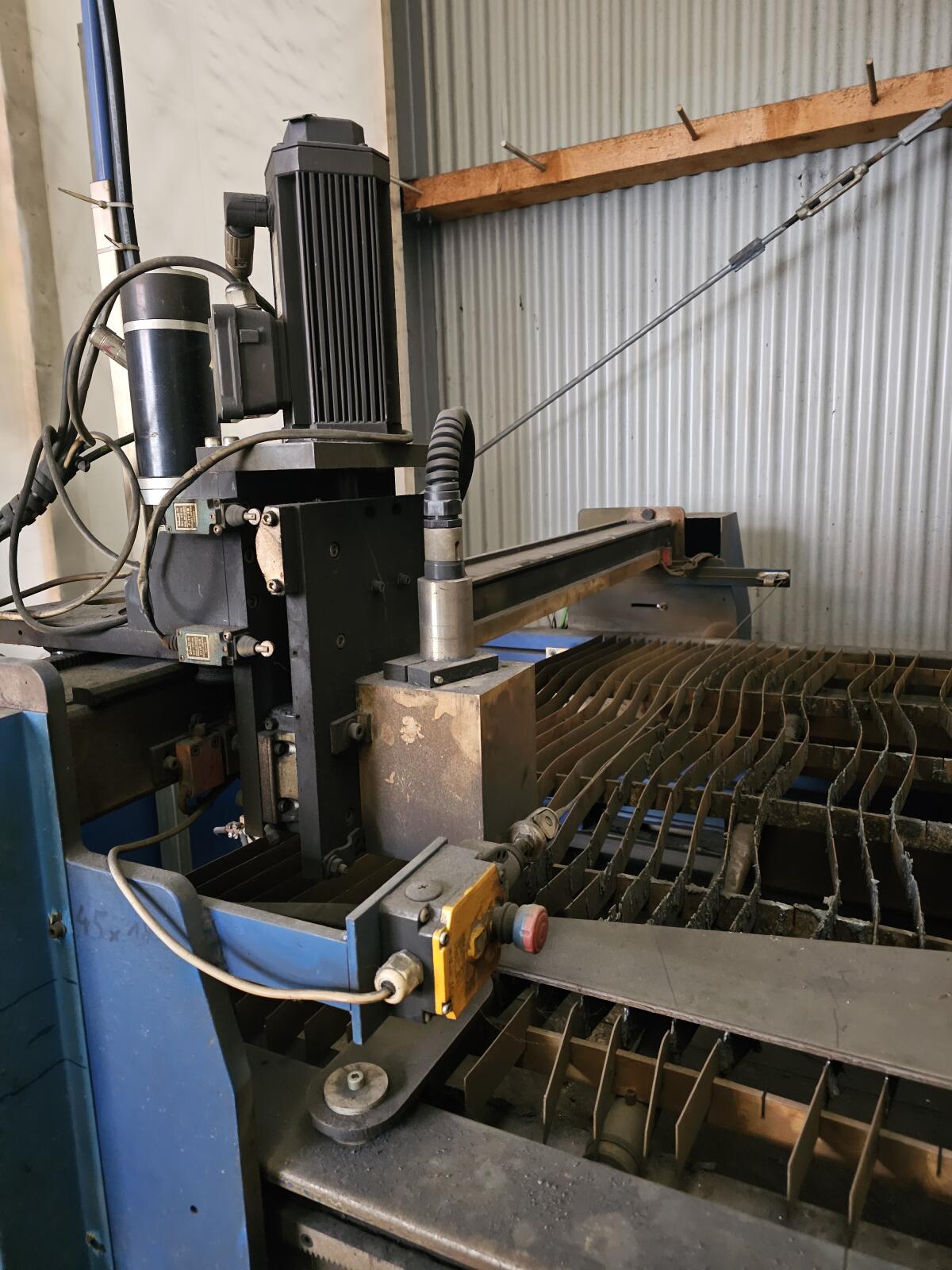 CNC Tisch X,Y,Z für Plasma, Autogen oder Frässpindl 2